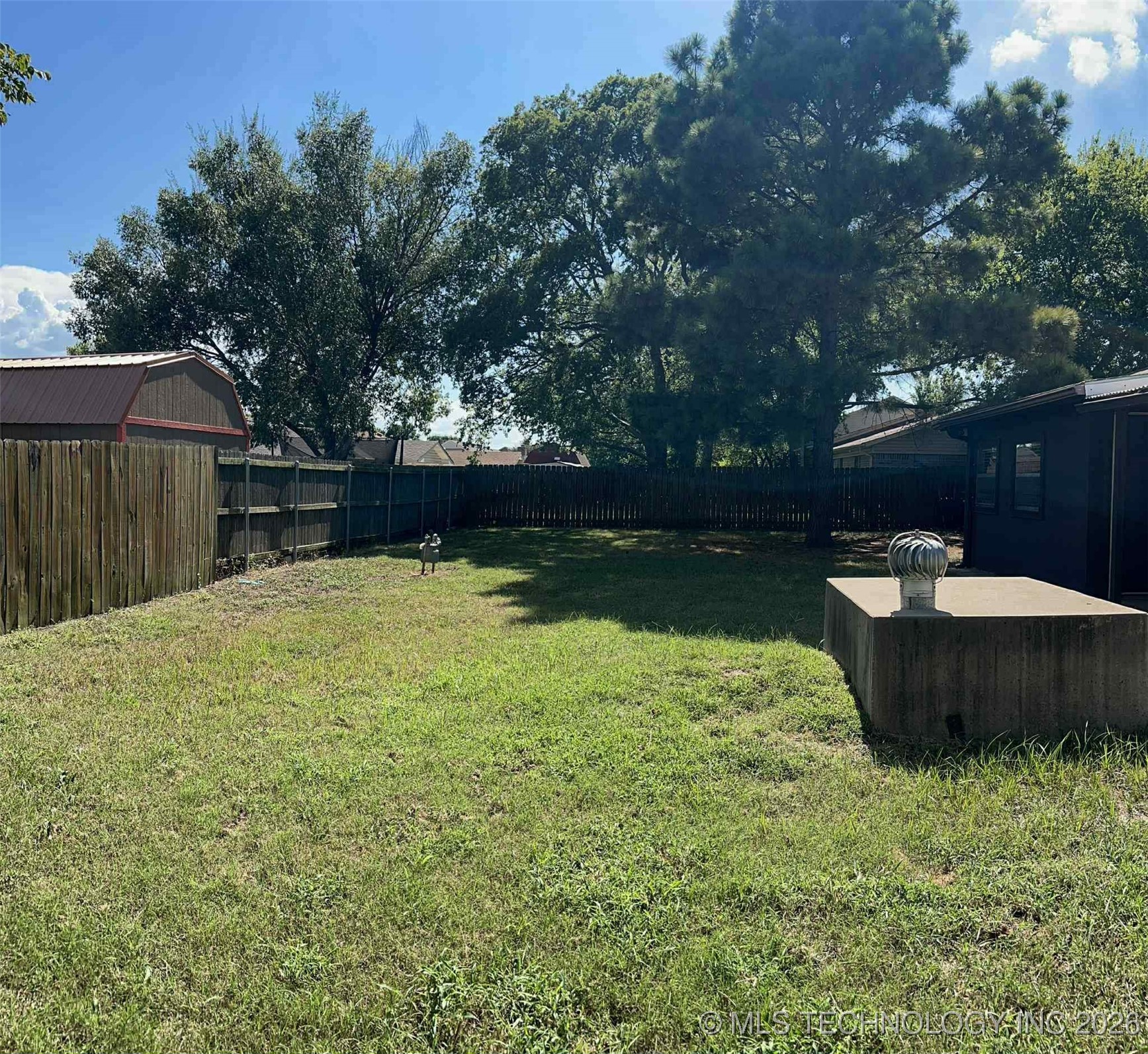 1924 9th Nw Property Photo 14