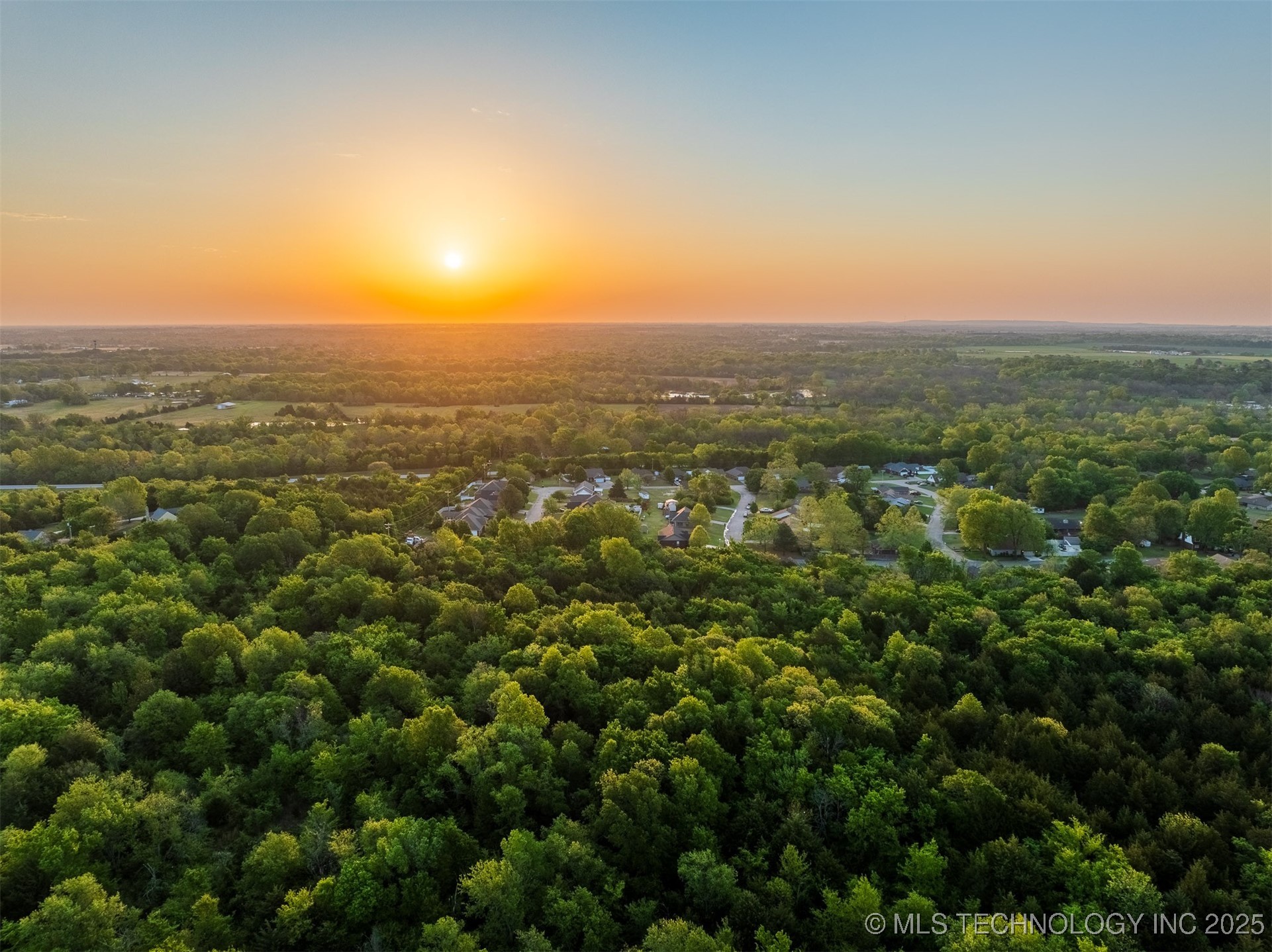 5 Timbercrest Avenue Property Photo 6