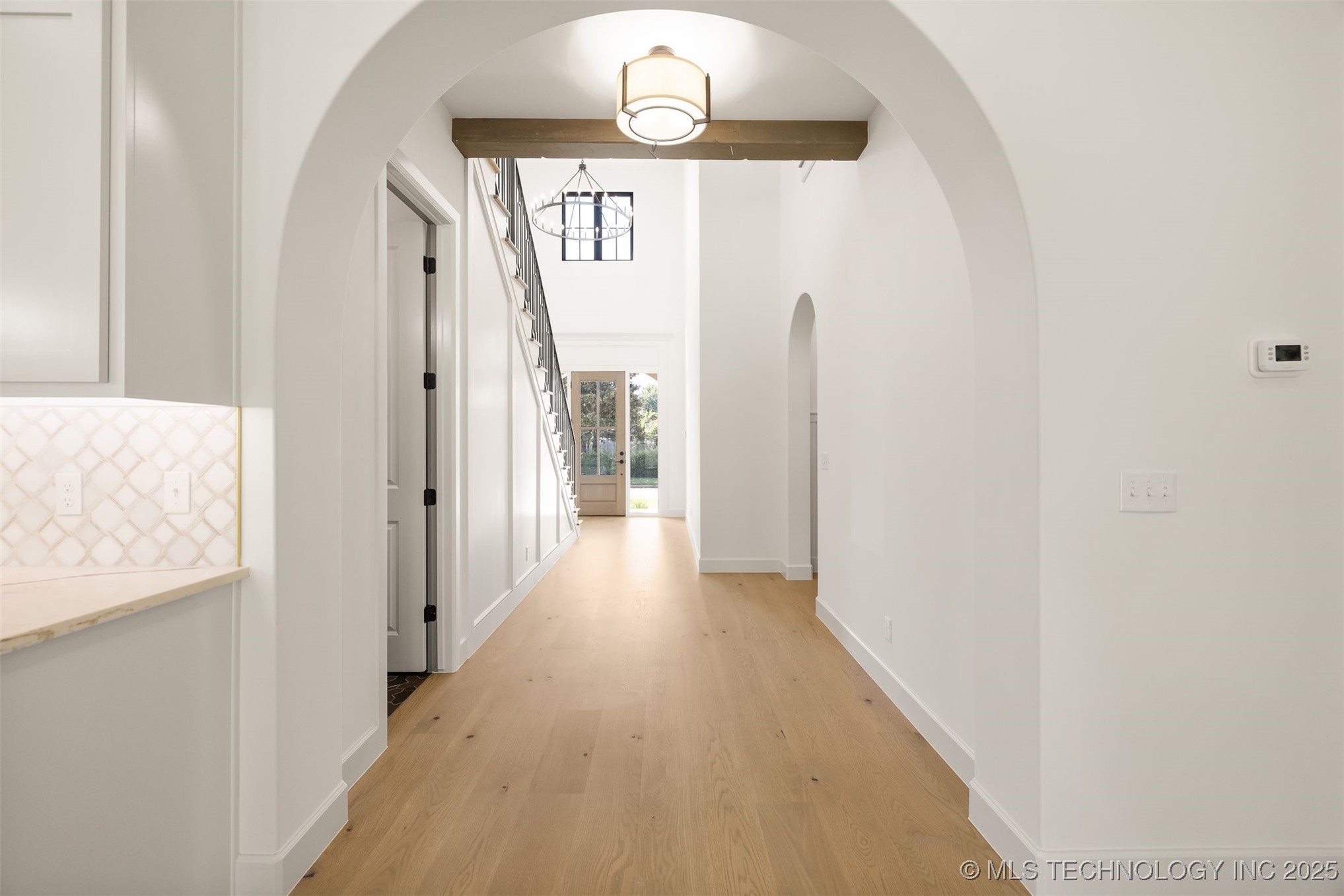 1009 E 38th Street Property Photo 8