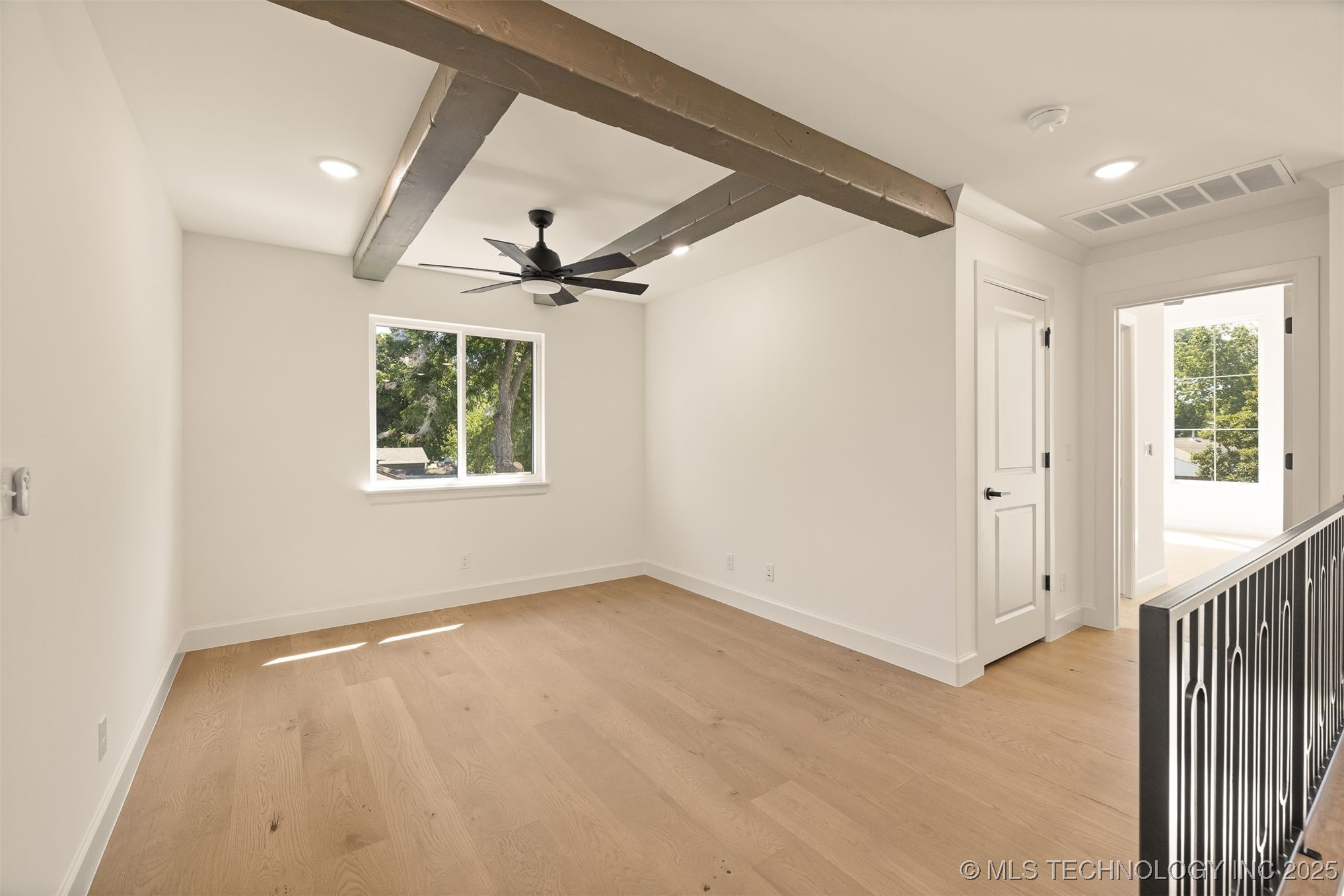 1009 E 38th Street Property Photo 45