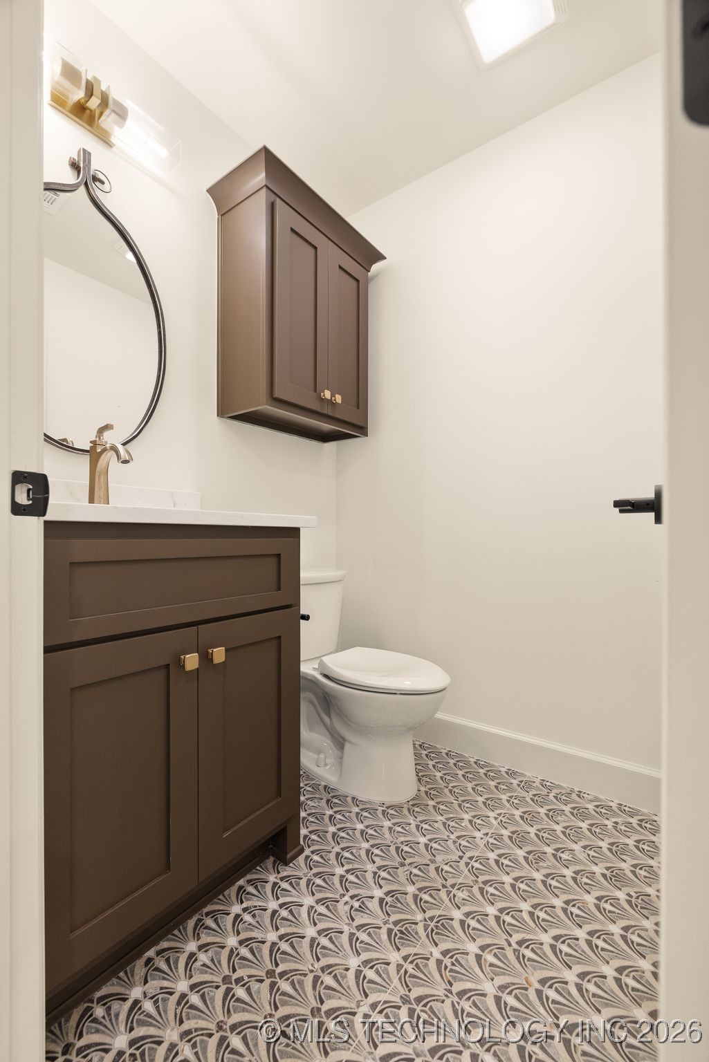 1009 E 38th Street Property Photo 58