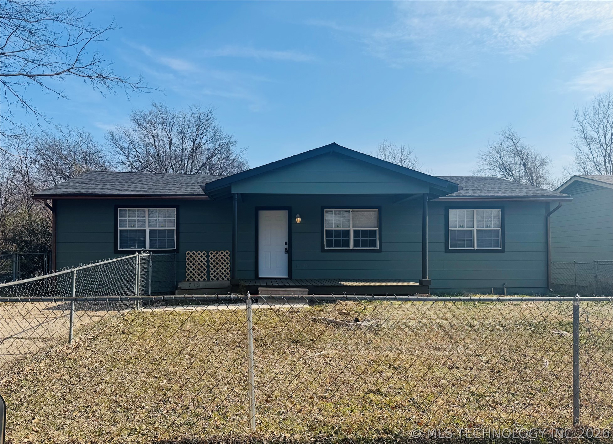 6365 N Denver Avenue Property Photo 1