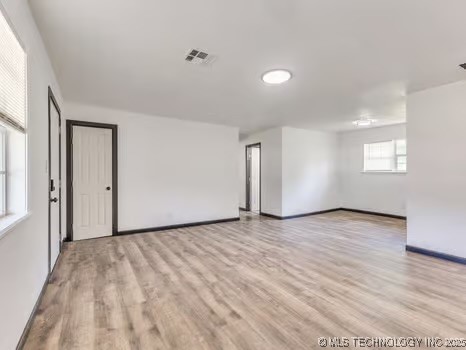 6365 N Denver Avenue Property Photo 8