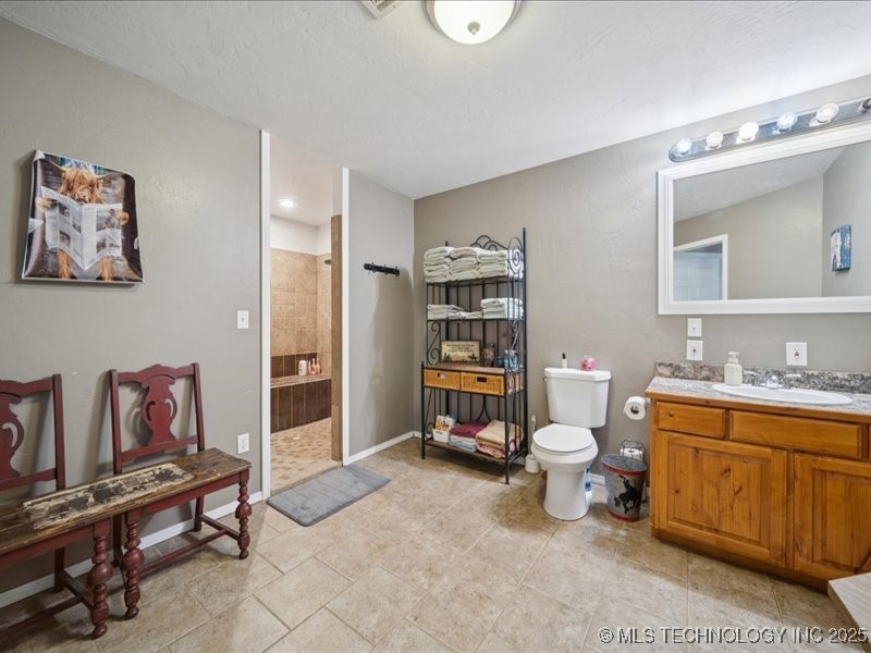 441695 E 190 Property Photo 29