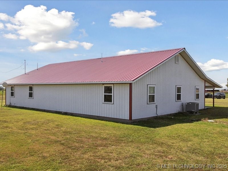 441695 E 190 Property Photo 32