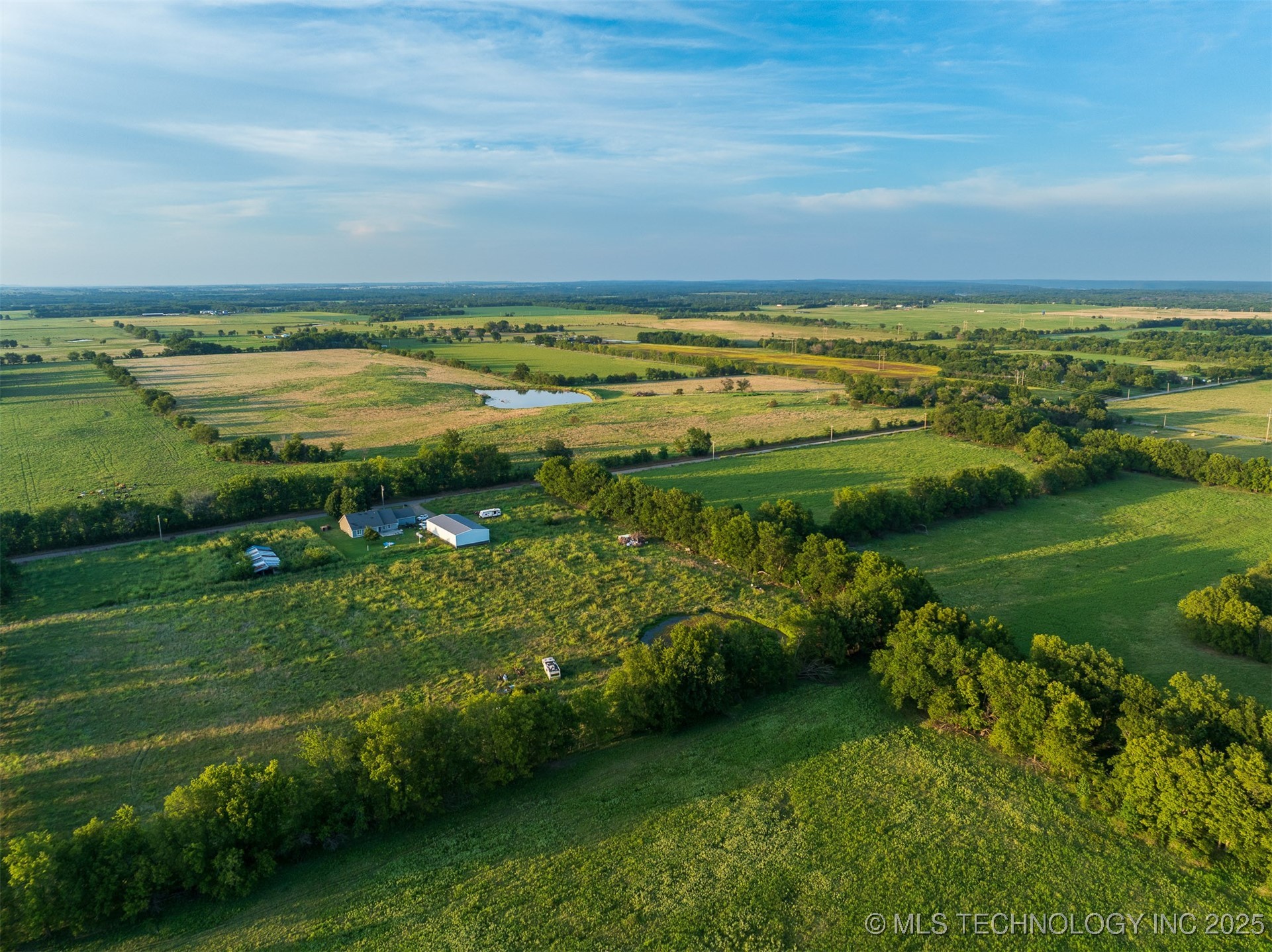 2 E 700 Road Property Photo 30