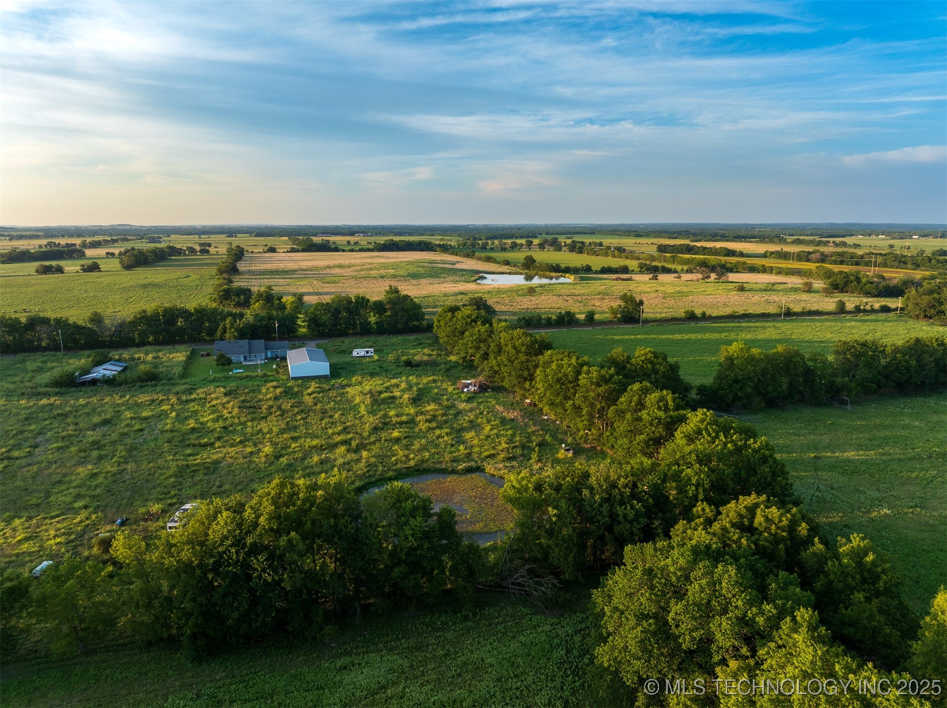 2 E 700 Road Property Photo 42