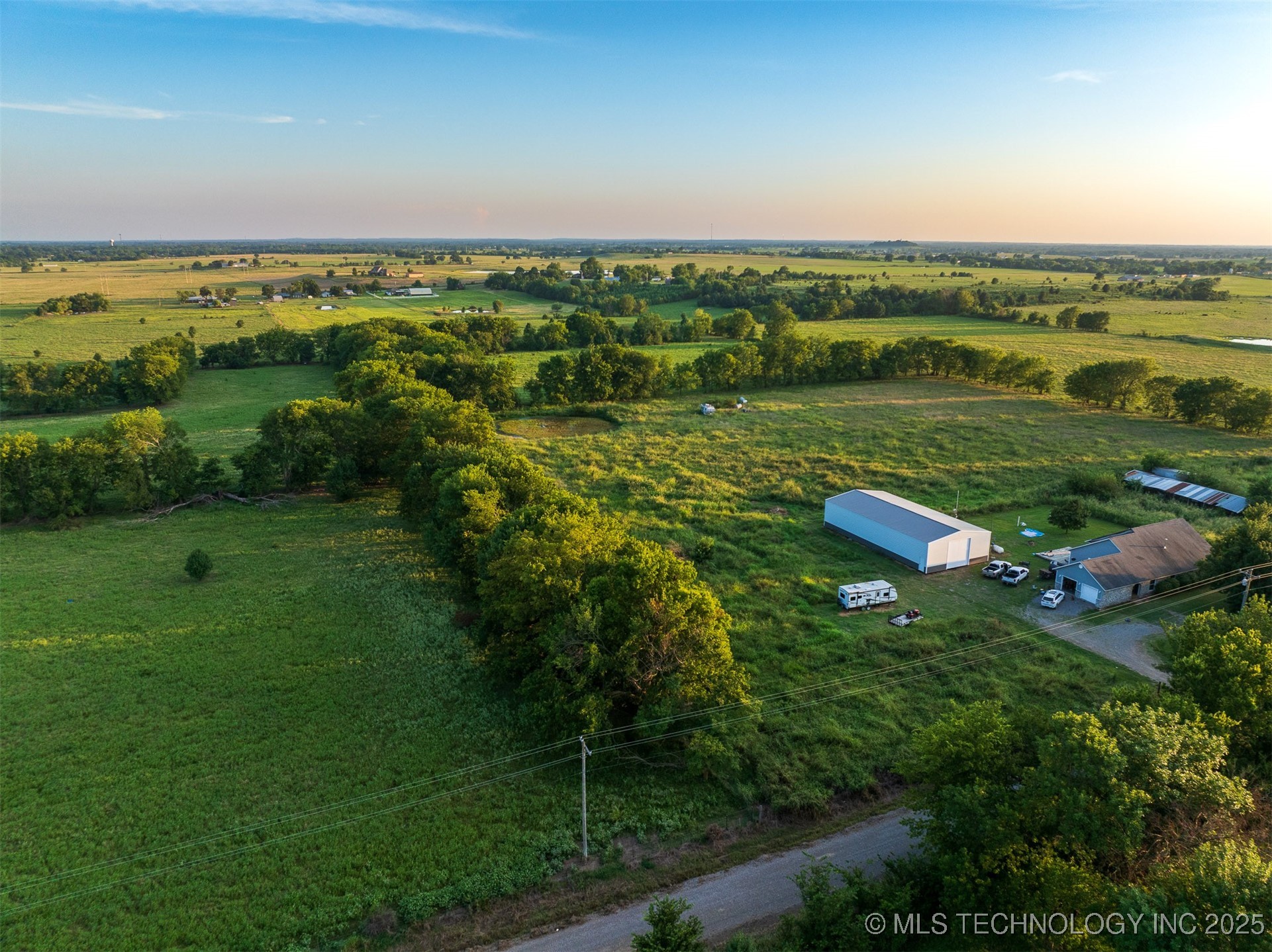 2 E 700 Road Property Photo 47