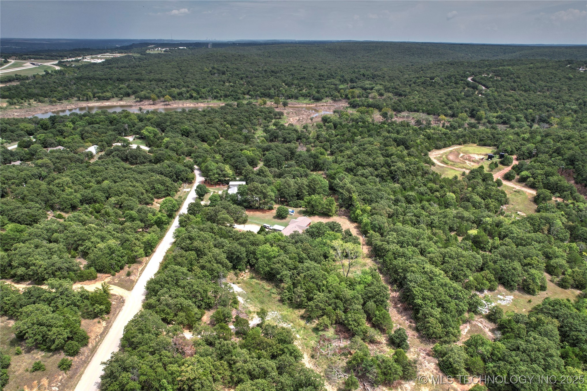 26154 W 28th Street S Property Photo 5