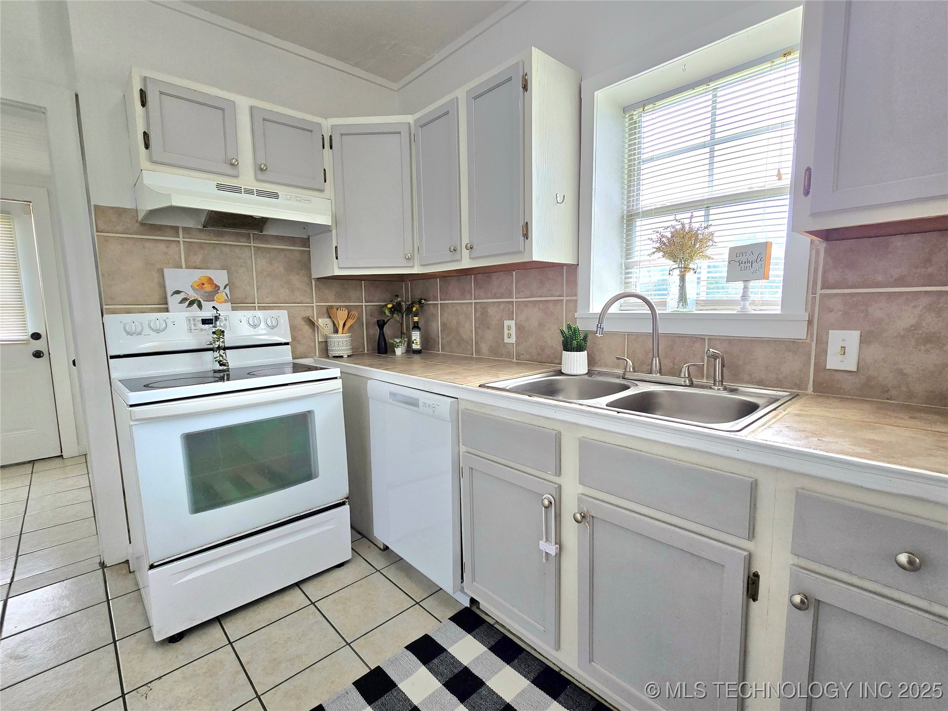 1520 S Peninsula Drive W Property Photo 21