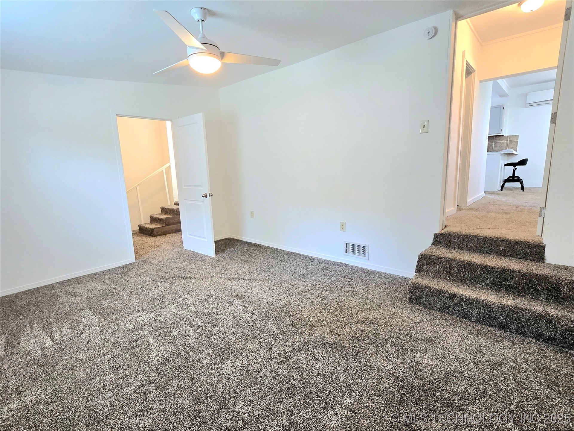 1520 S Peninsula Drive W Property Photo 25