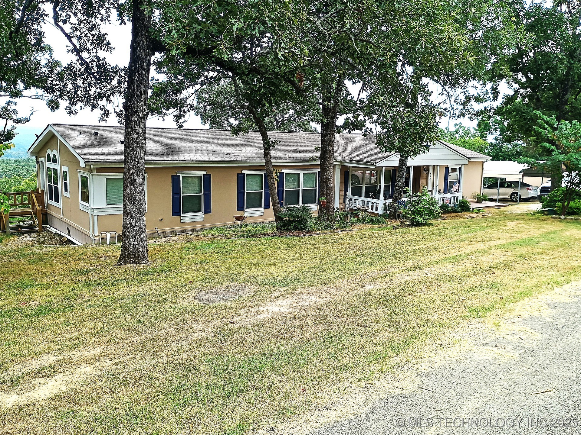 400 Dogwood Street Property Photo 2