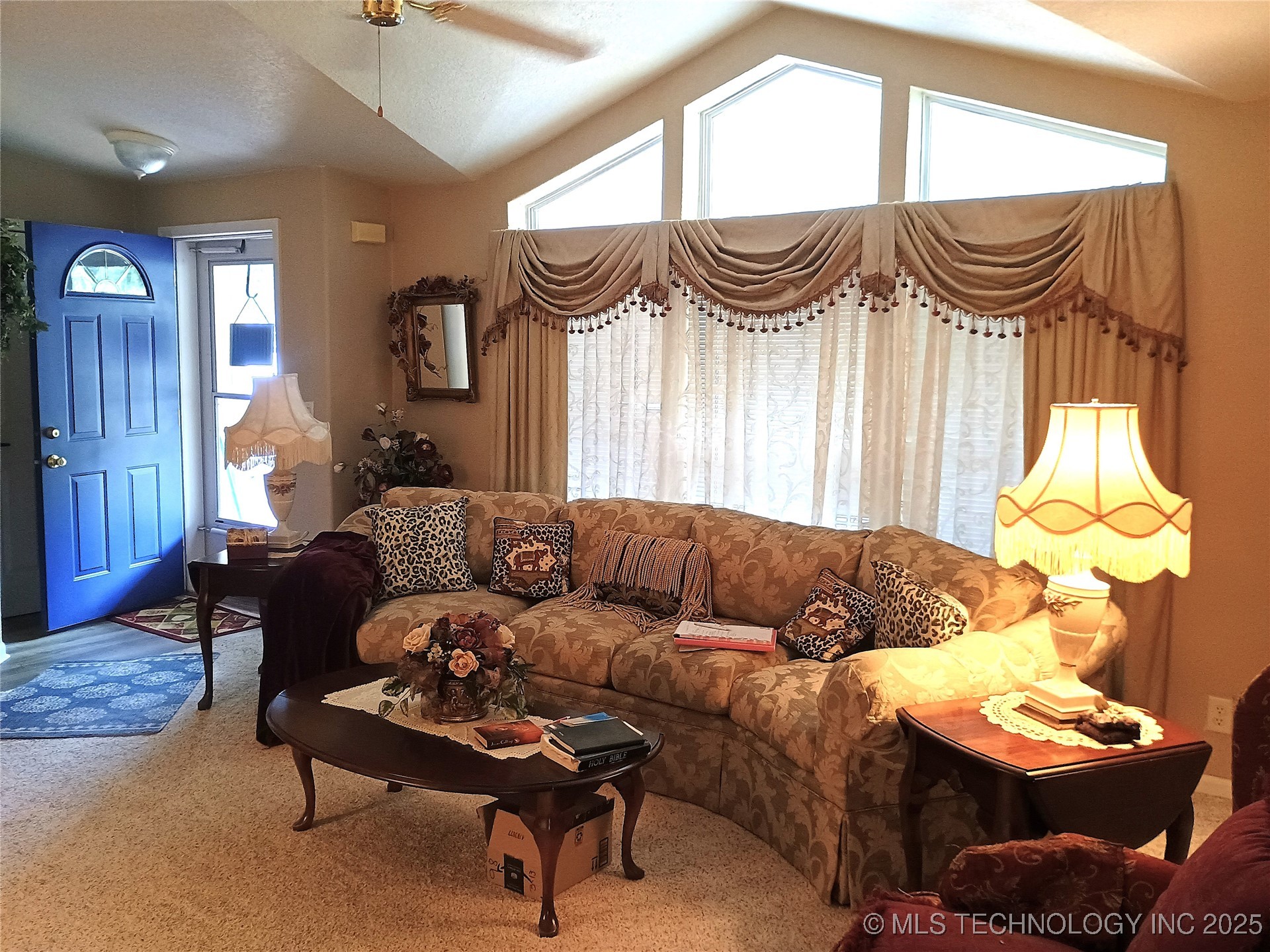 400 Dogwood Street Property Photo 7