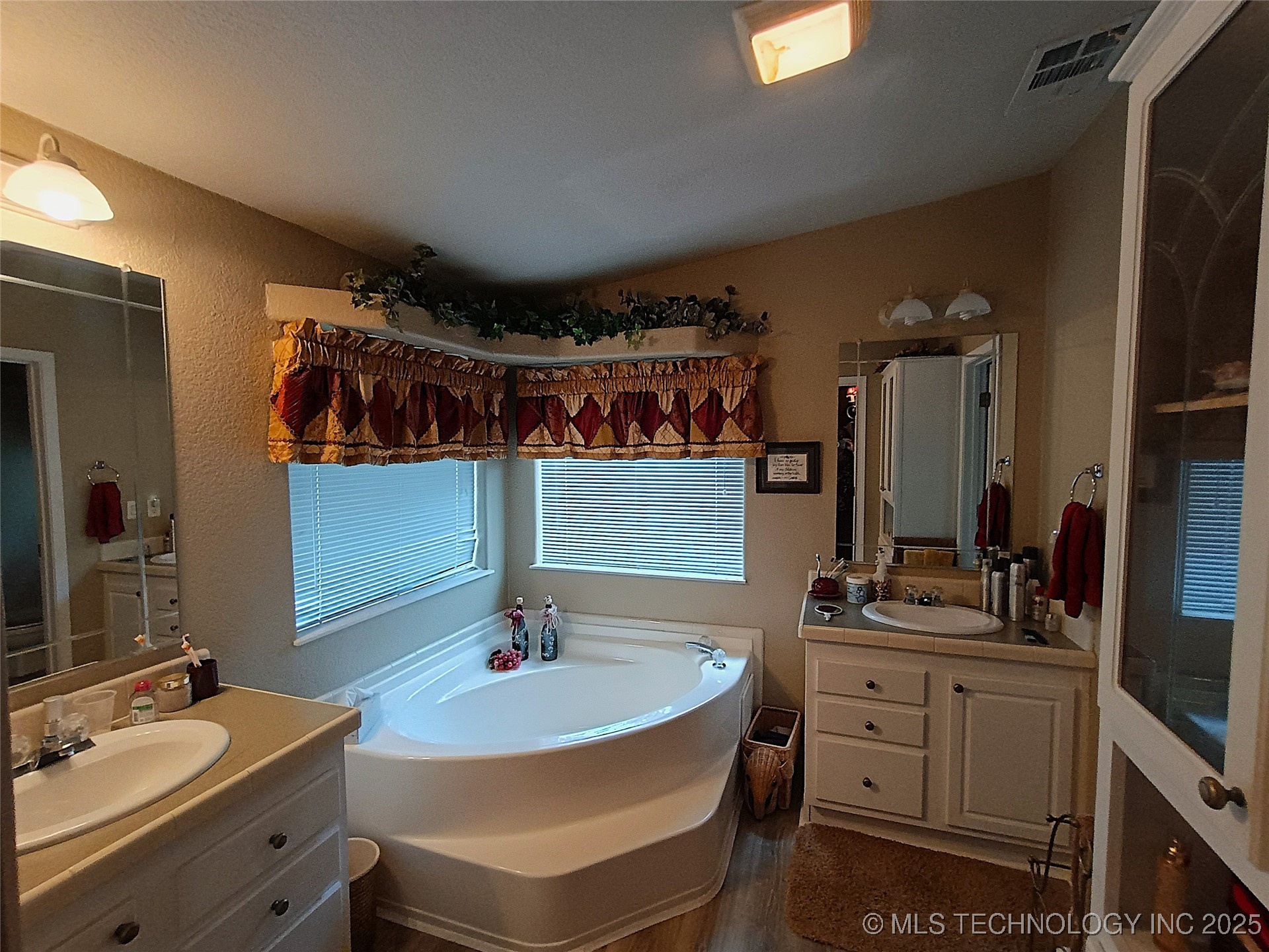 400 Dogwood Street Property Photo 43