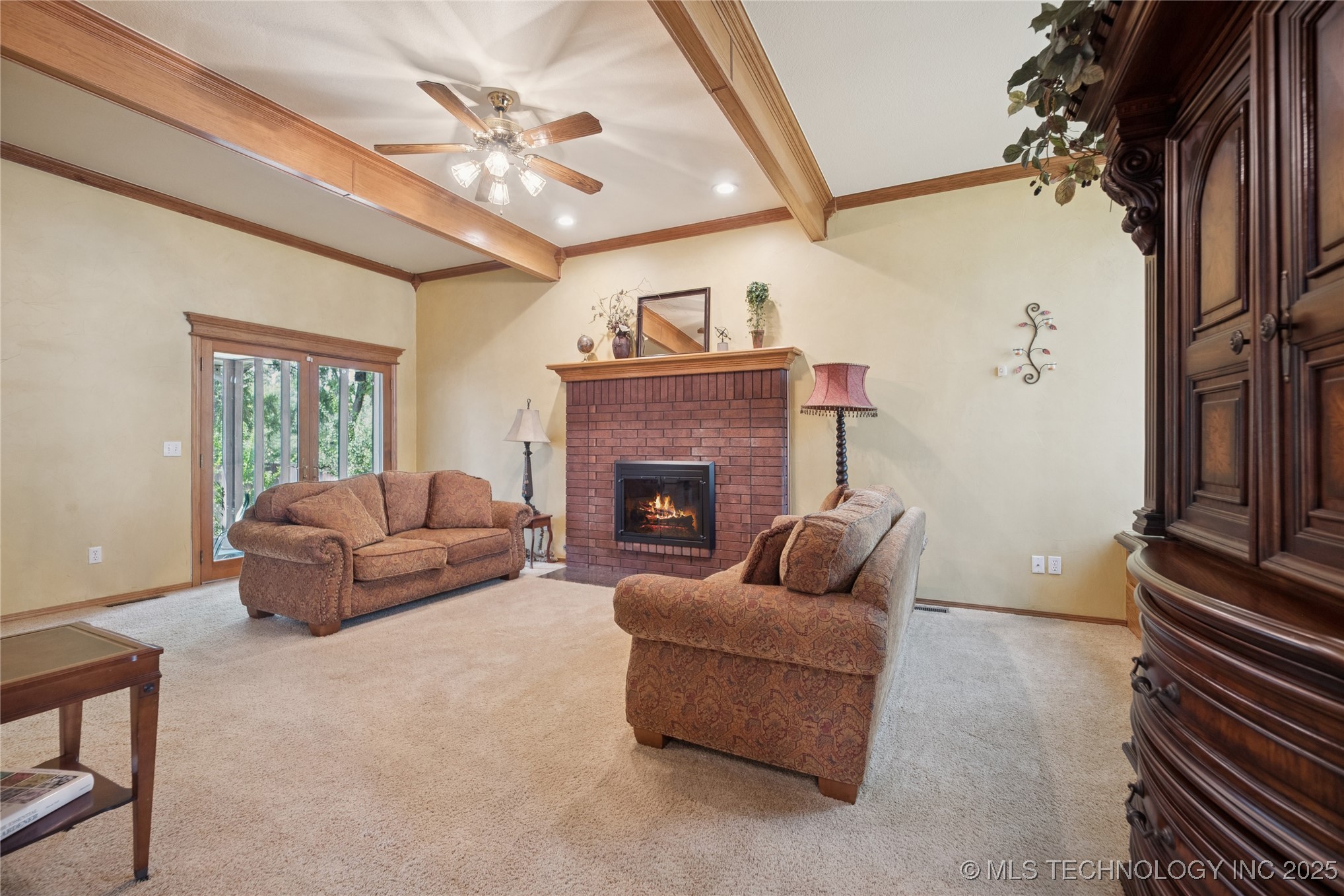 1424 Timber Lane Property Photo 7