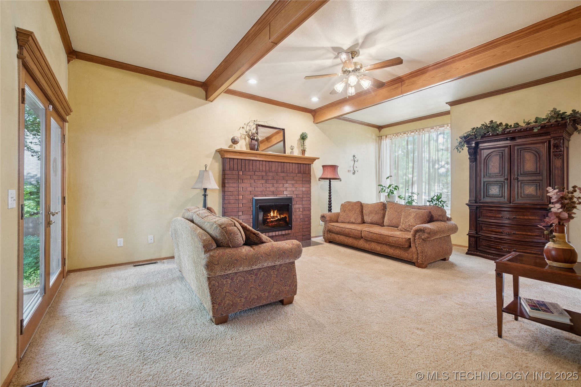 1424 Timber Lane Property Photo 8