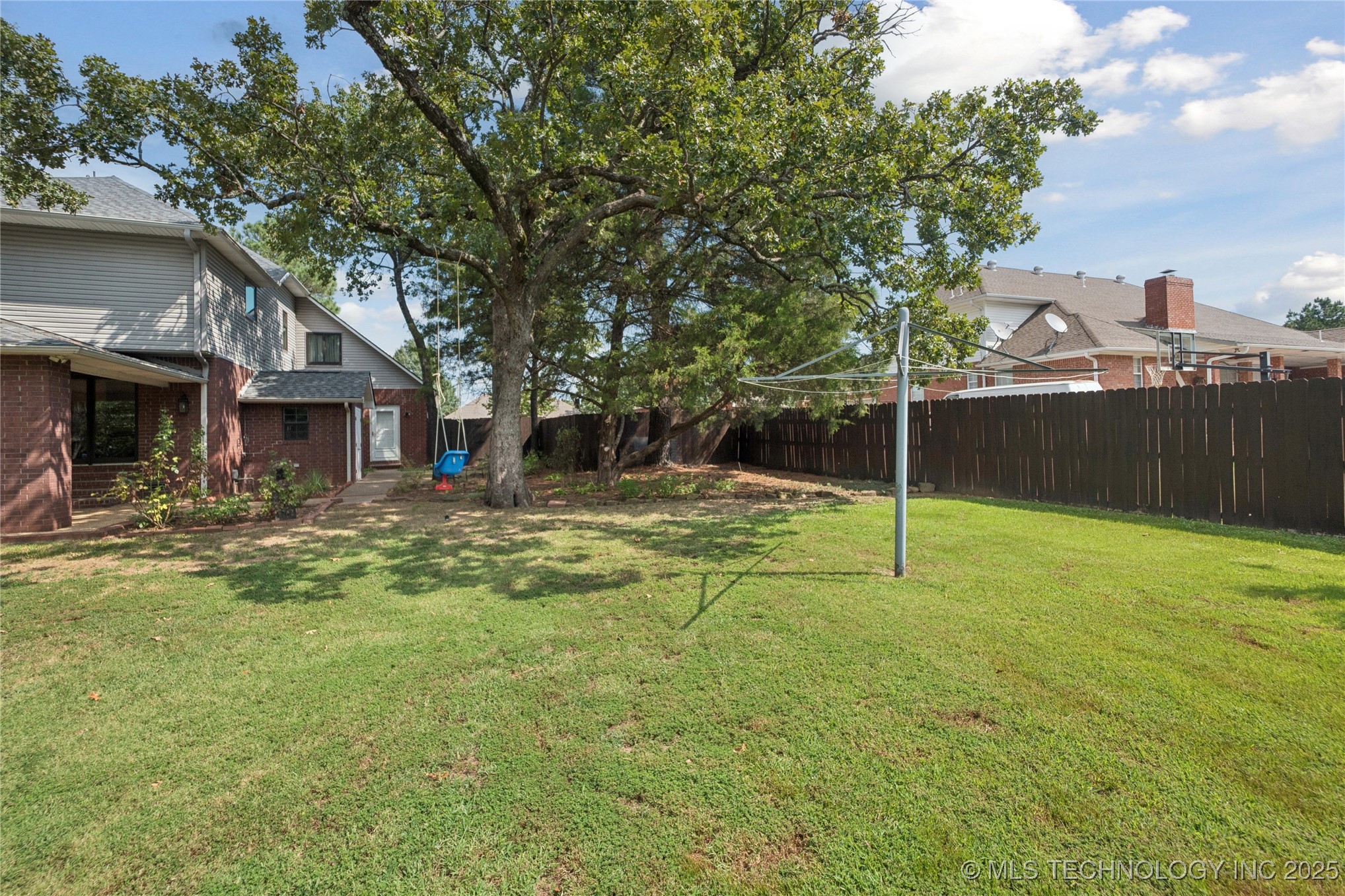 1424 Timber Lane Property Photo 34