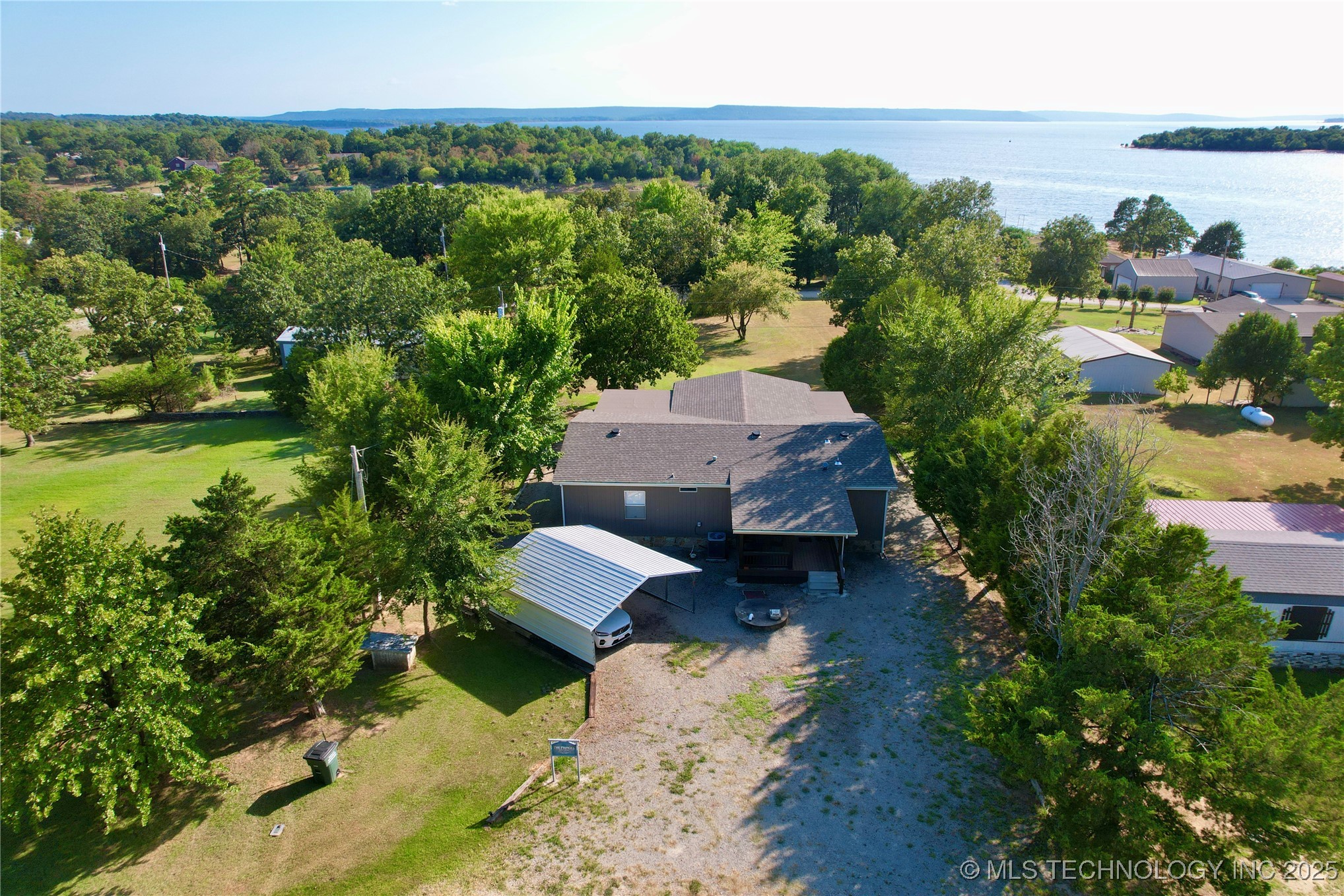 429868 E 1158 Road Property Photo 1