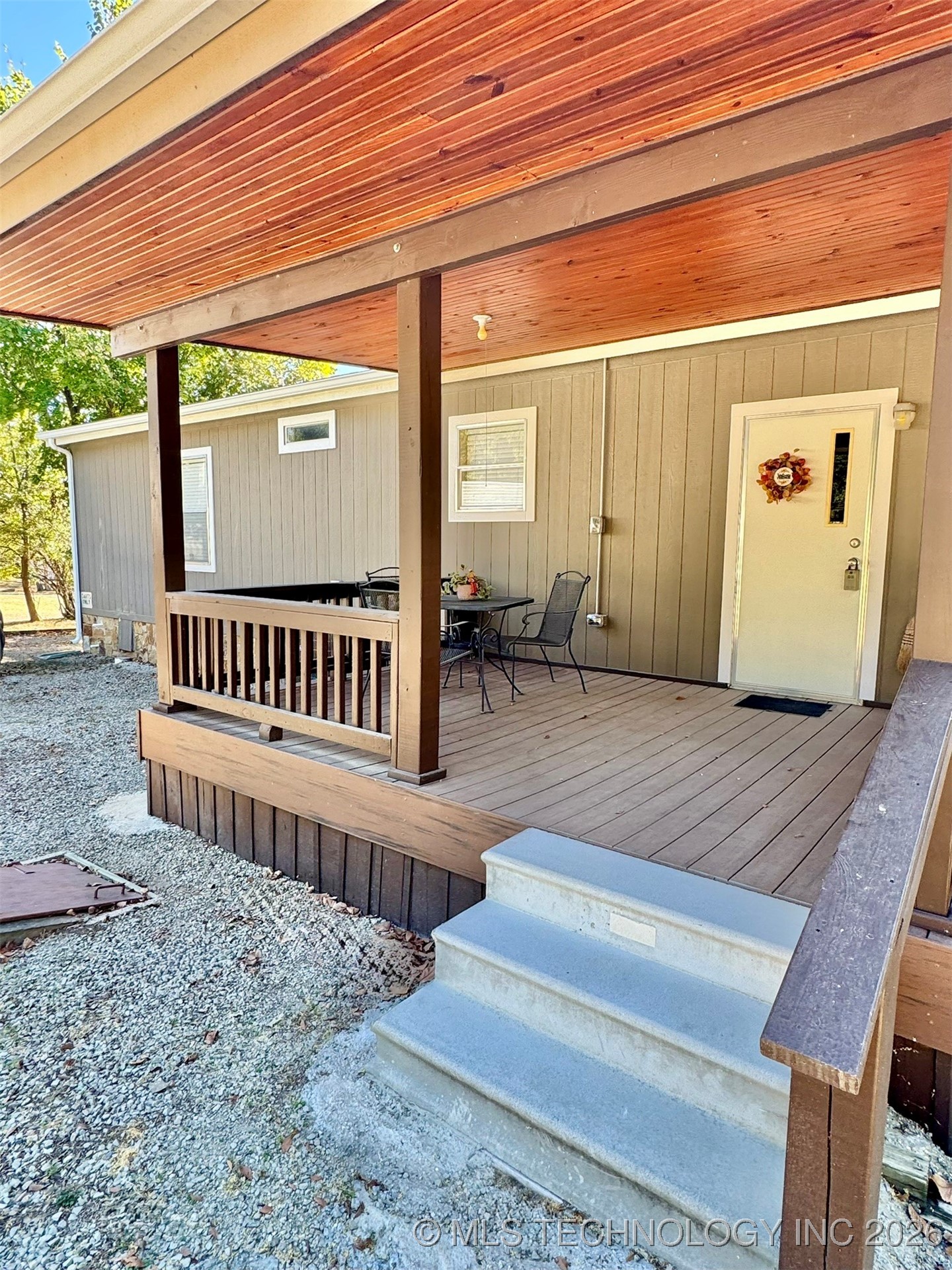 429868 E 1158 Road Property Photo 3