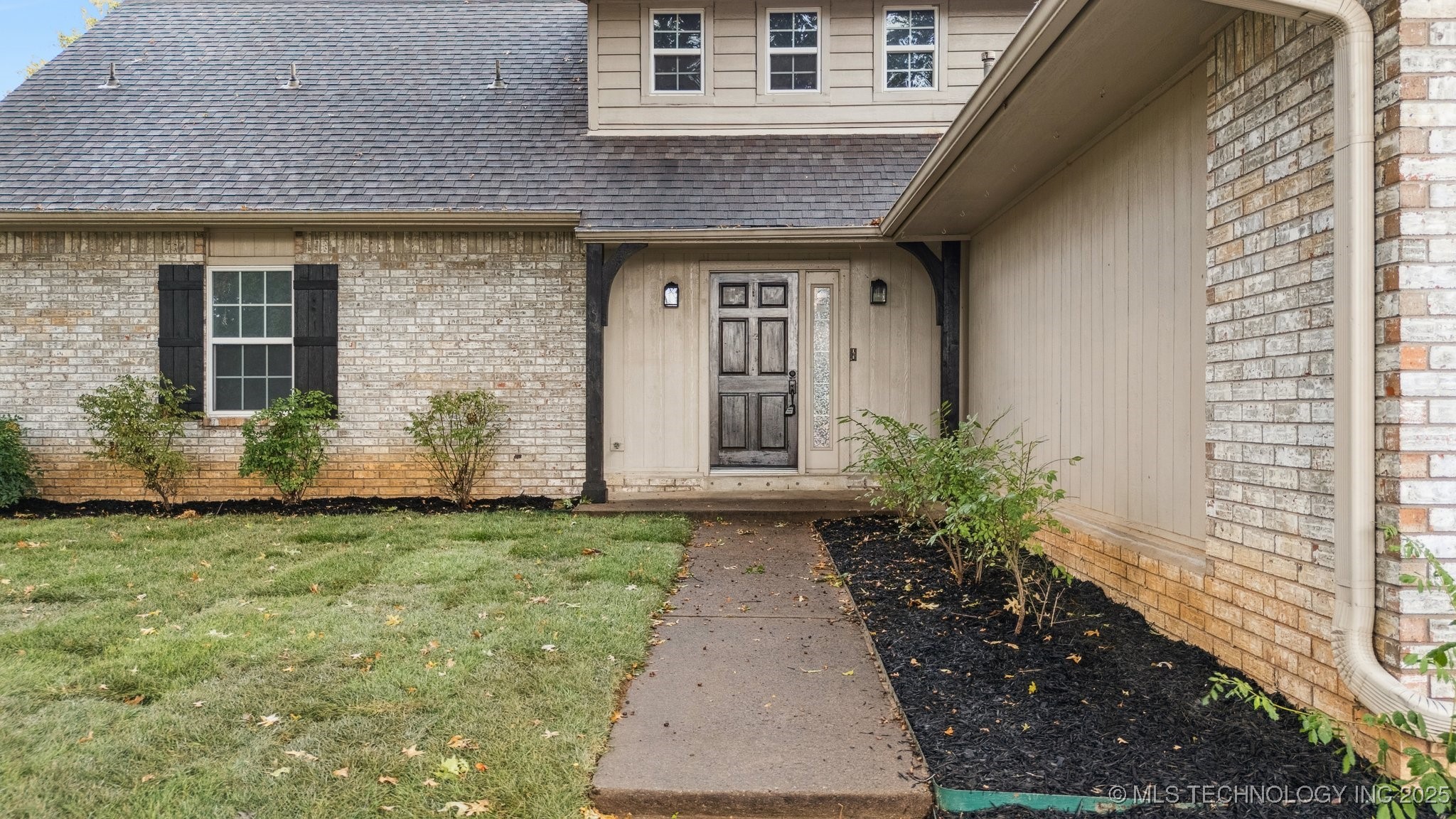 1808 W Inglewood Street W Property Photo 3