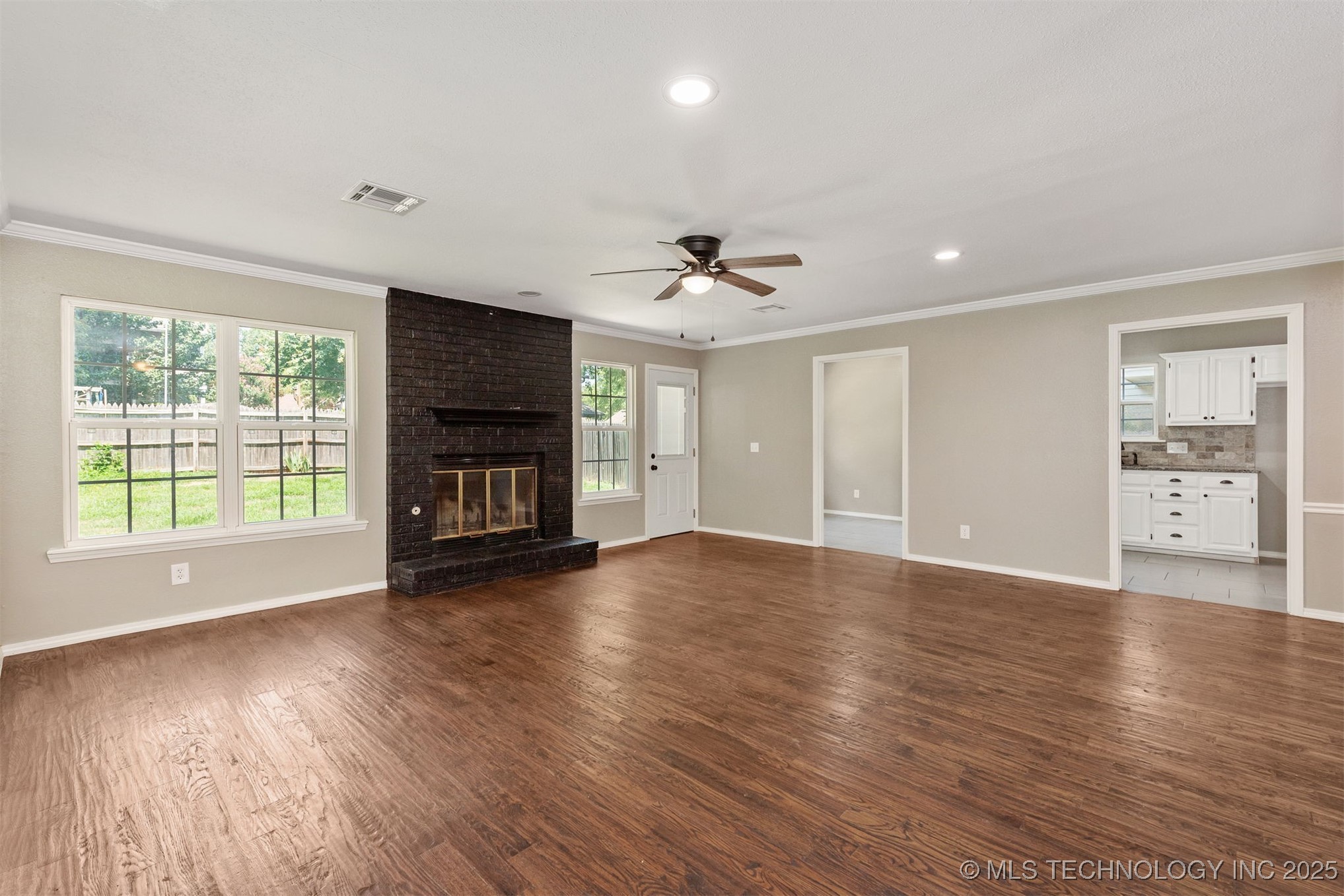 1808 W Inglewood Street W Property Photo 5