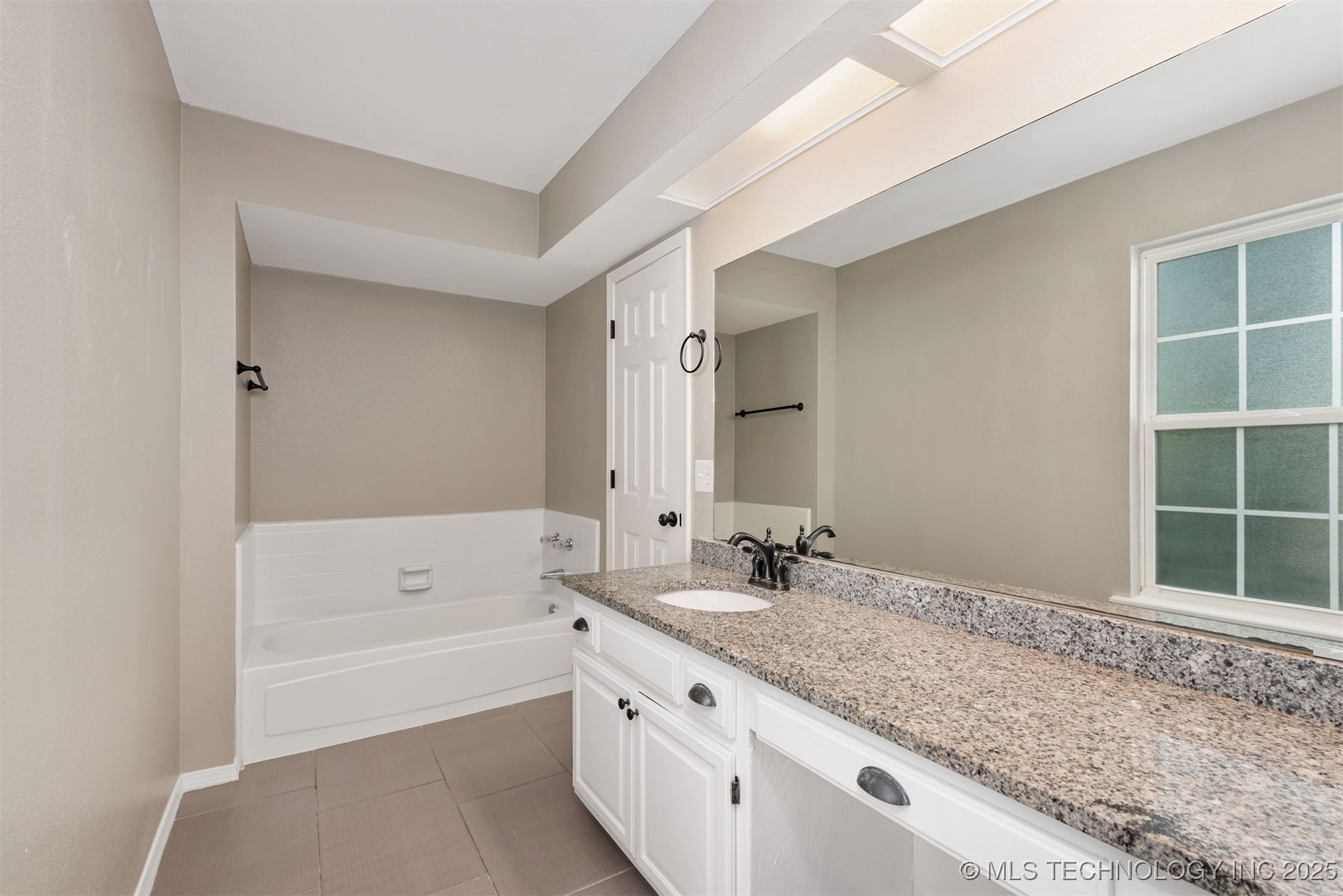 1808 W Inglewood Street W Property Photo 16