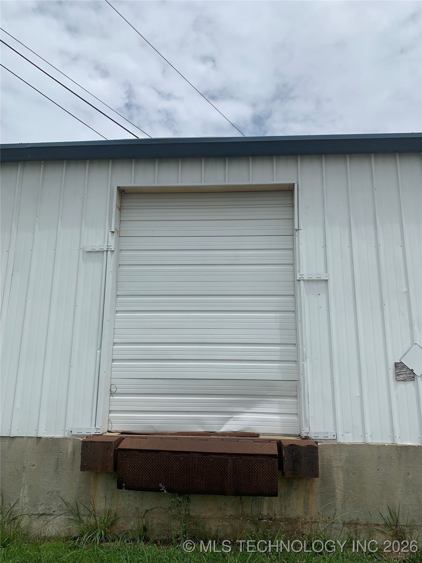 1311 N Main Street Property Photo 3