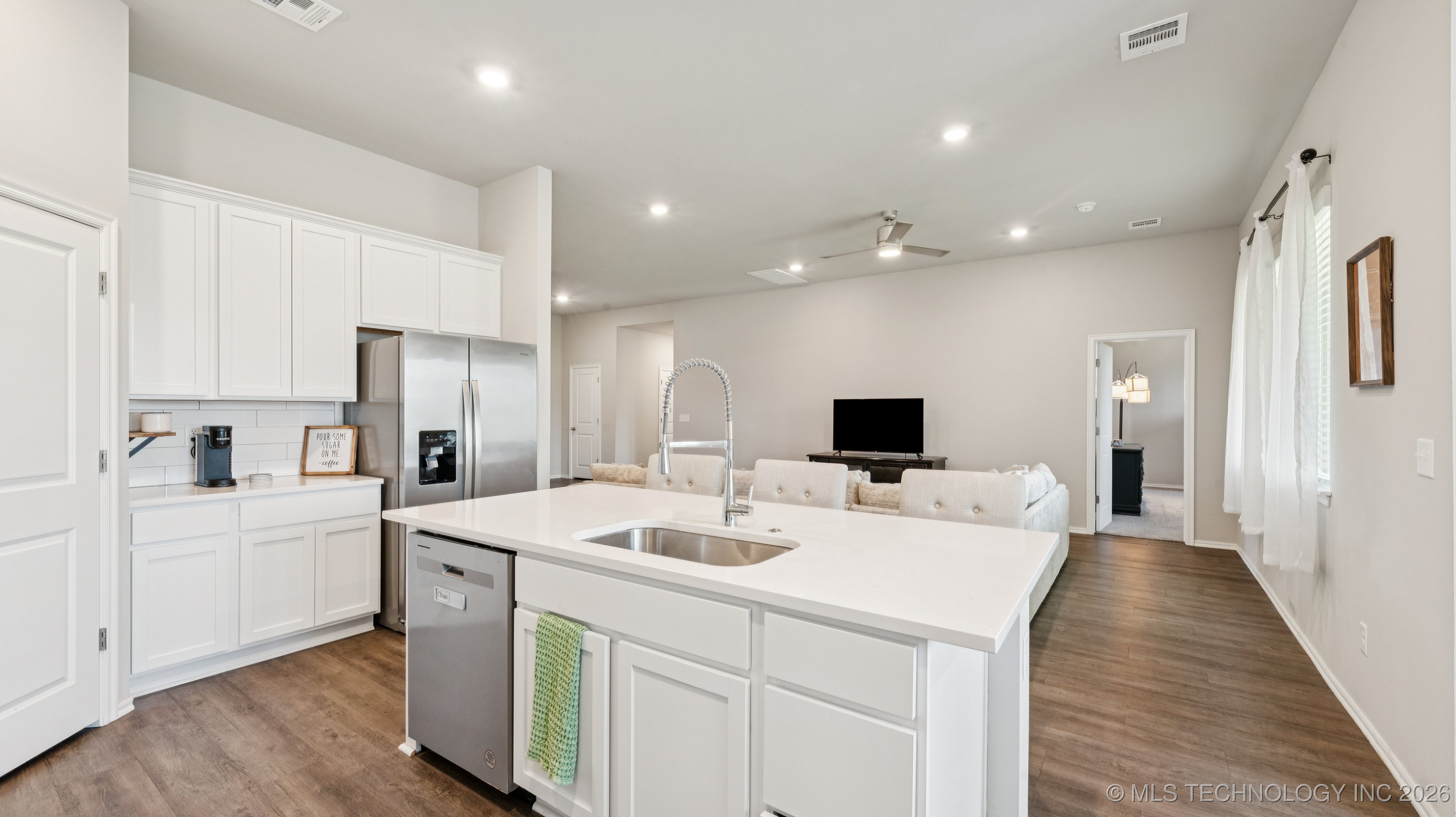 4236 W 4th Street Property Photo 14