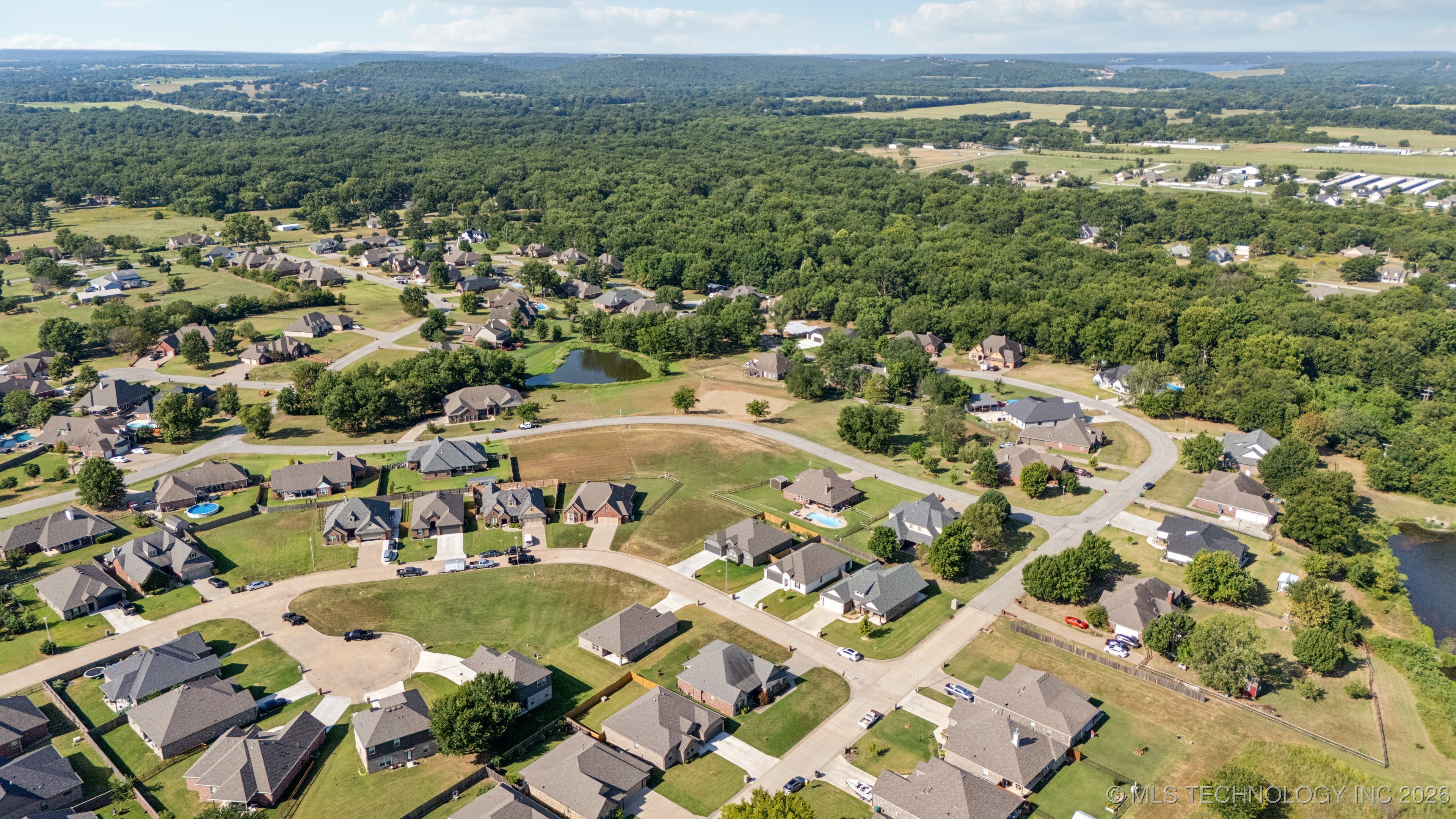 4236 W 4th Street Property Photo 41