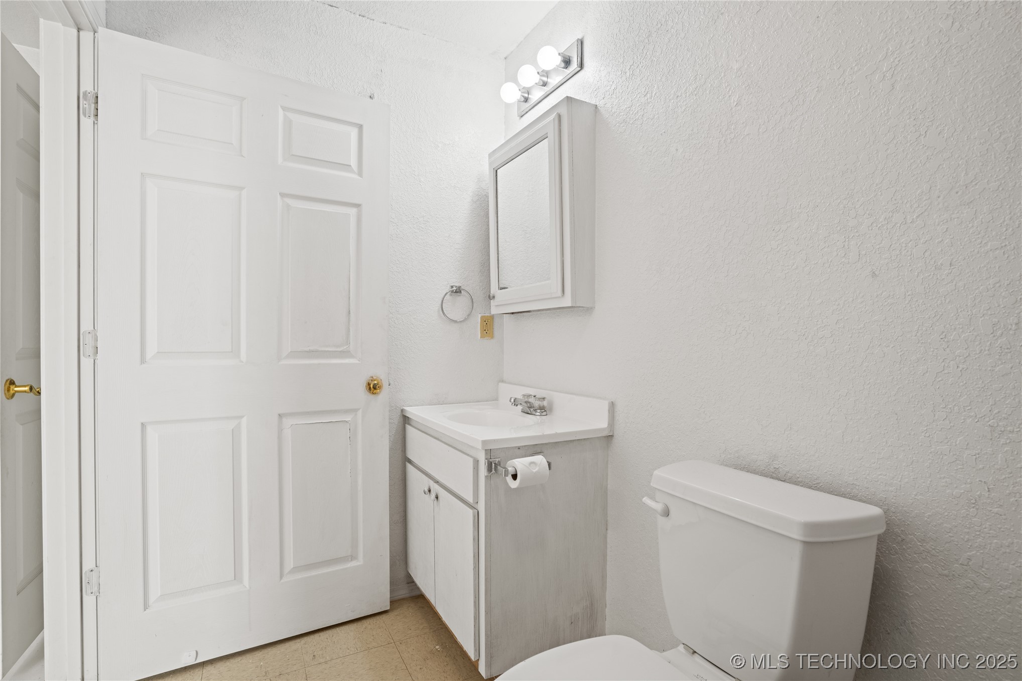 6360 N 250 Road Property Photo 21