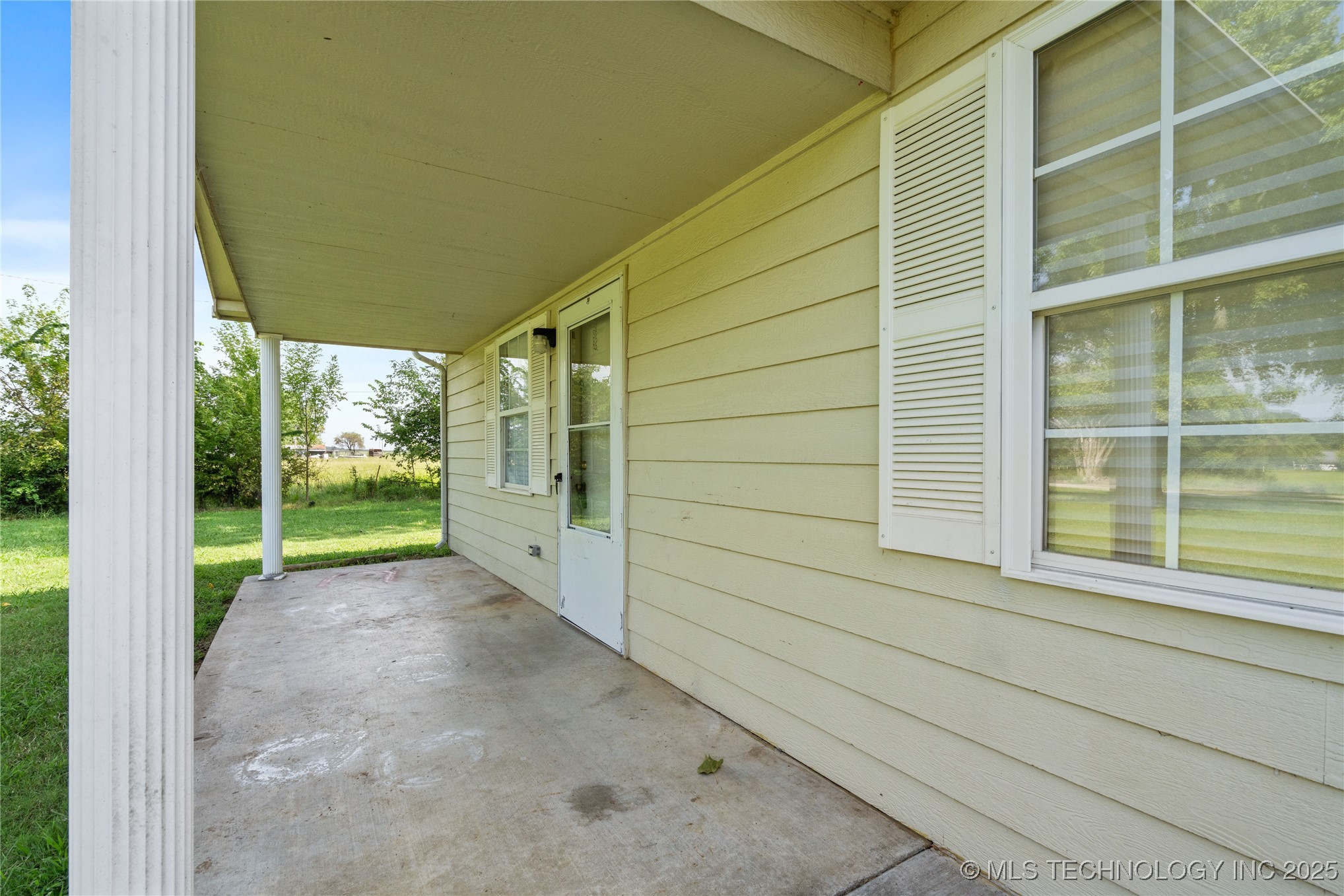 6360 N 250 Road Property Photo 23