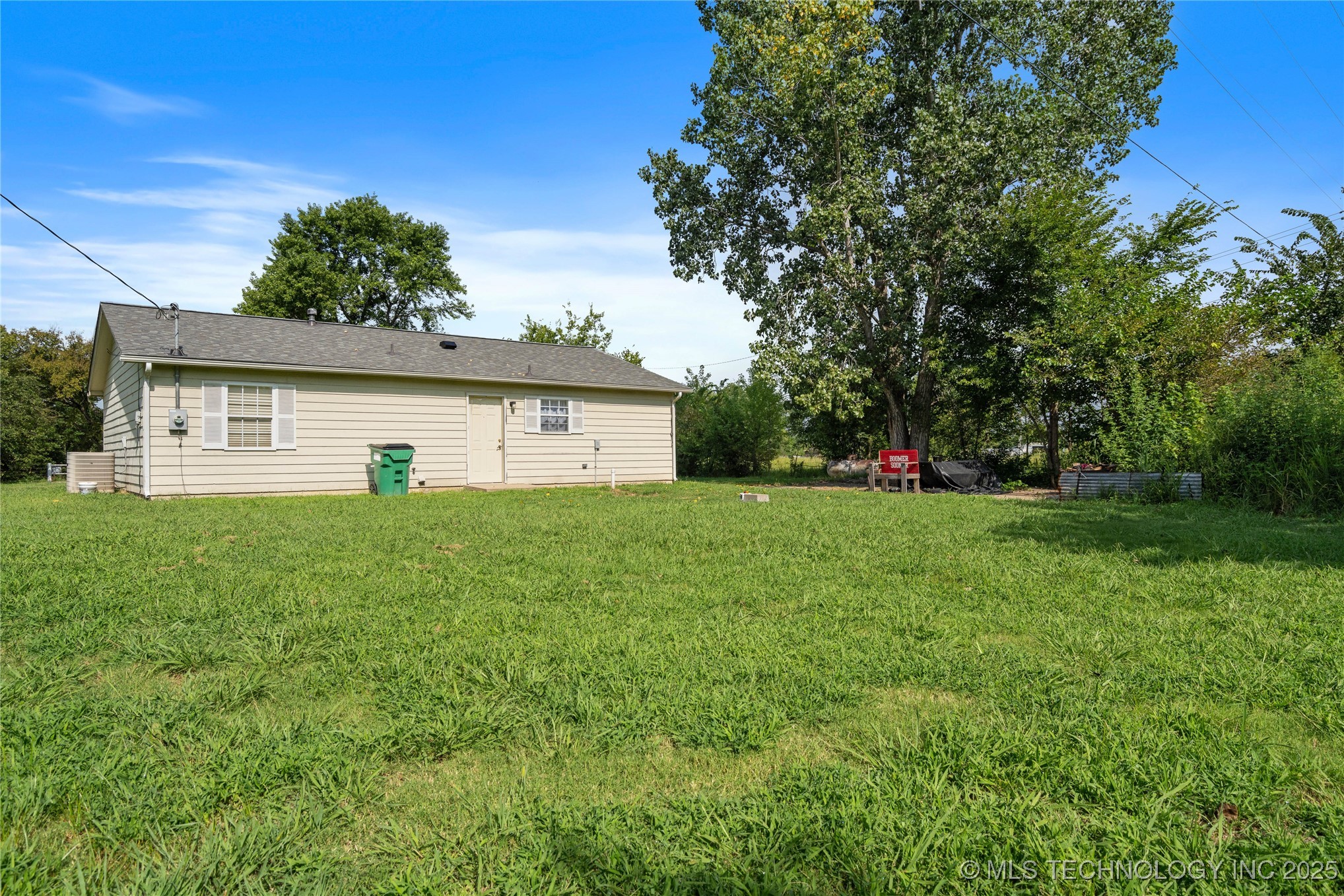 6360 N 250 Road Property Photo 28