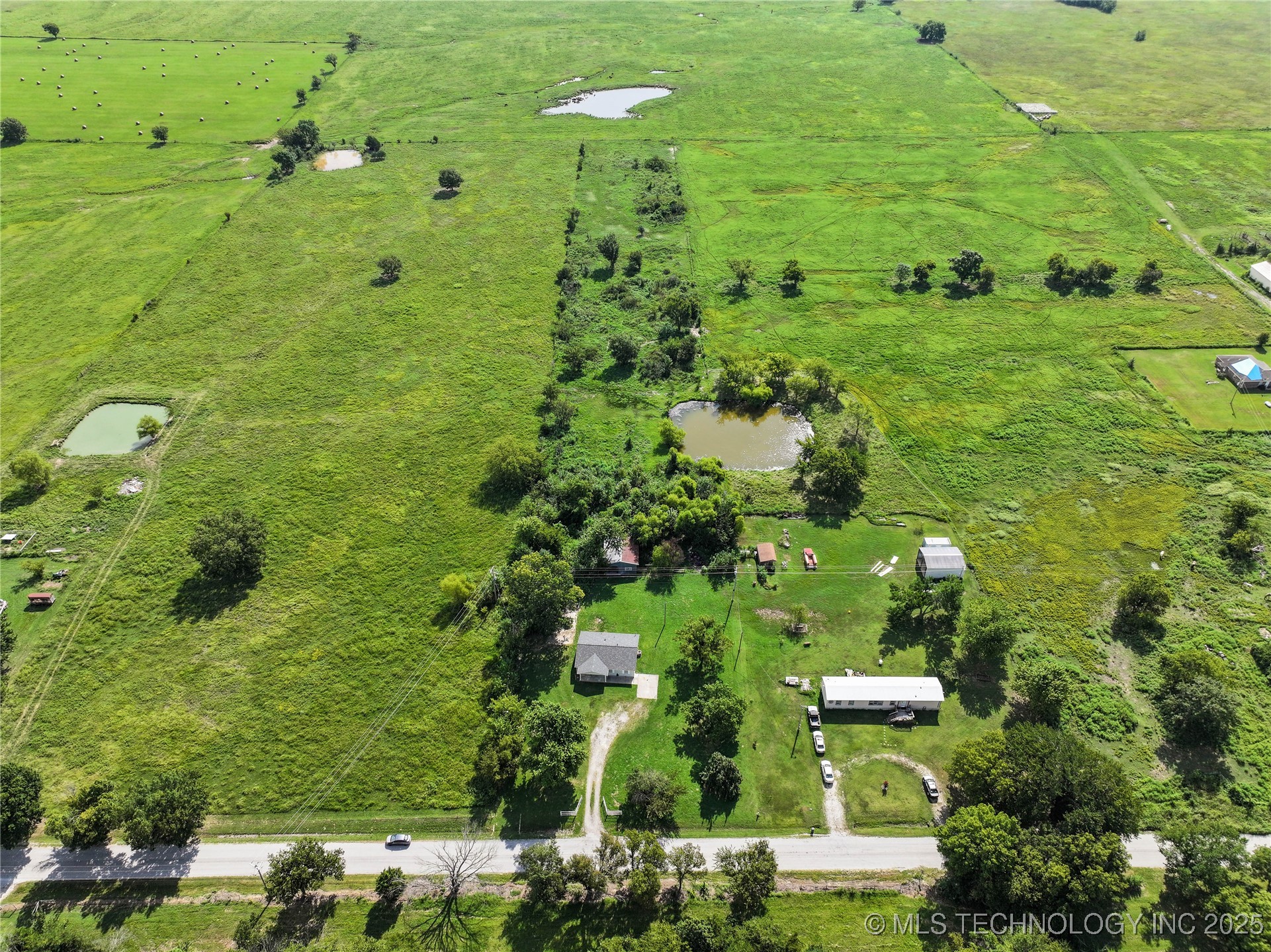 6360 N 250 Road Property Photo 33