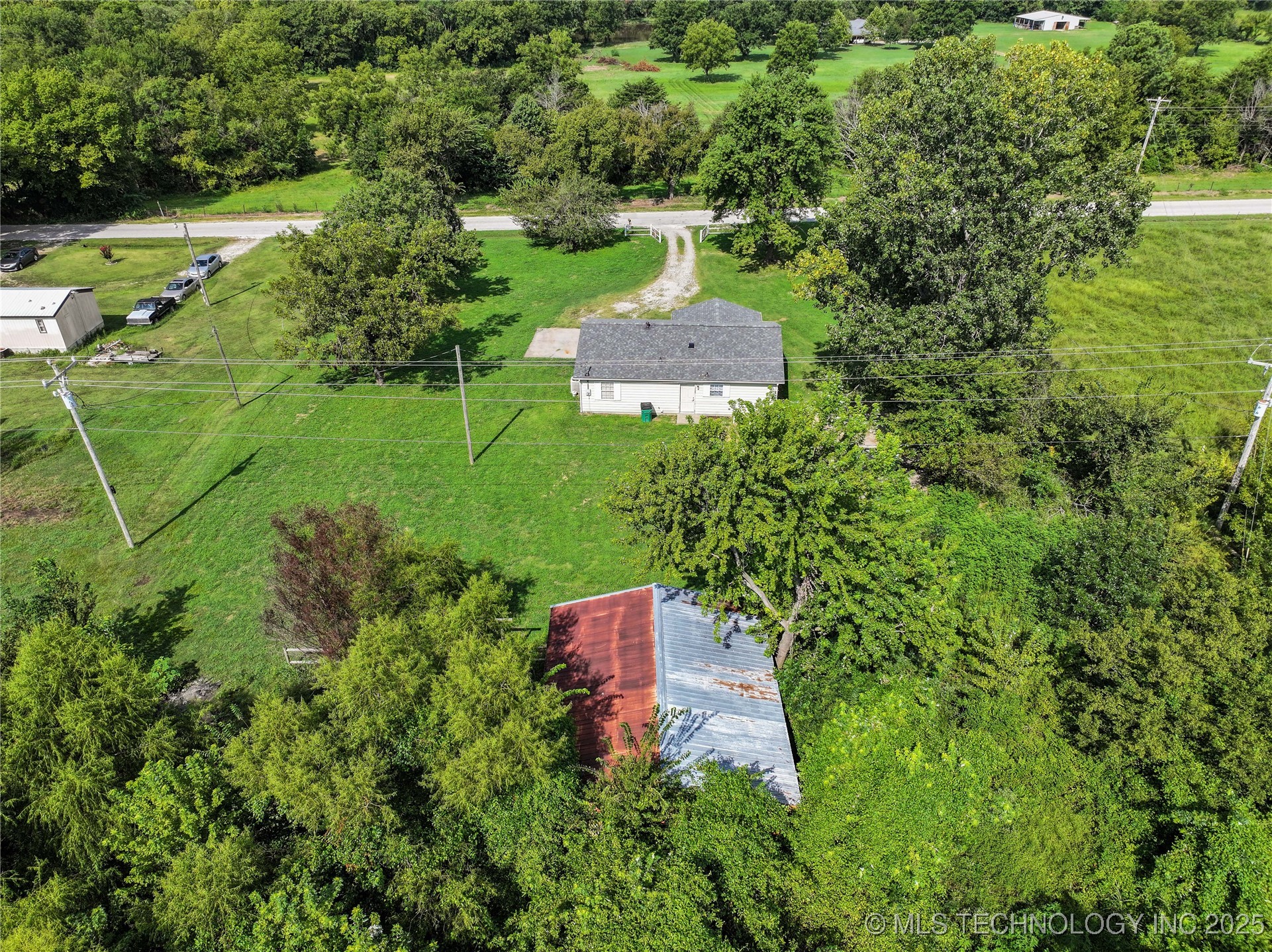 6360 N 250 Road Property Photo 43