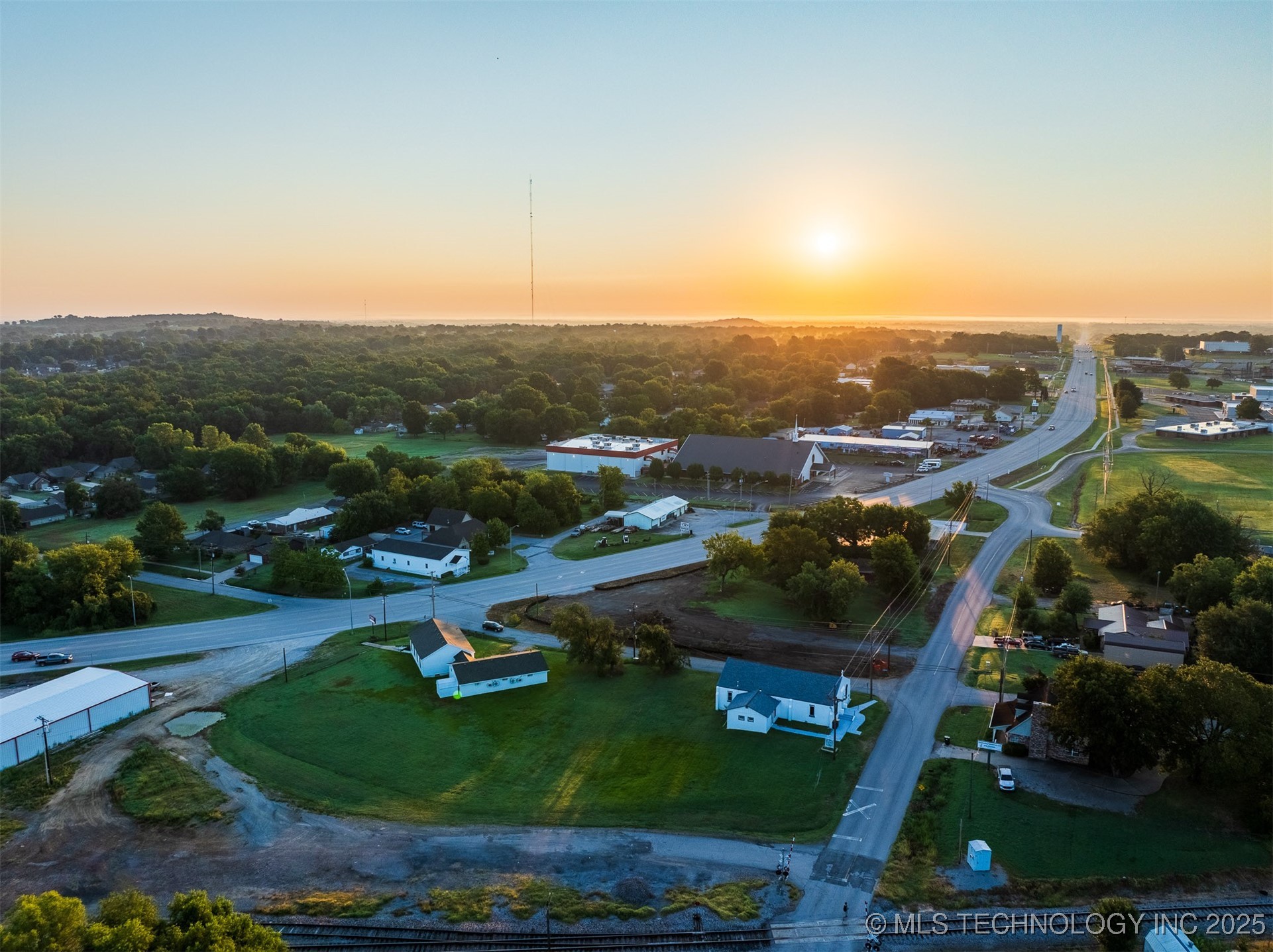 5 Hwy 51 Property Photo 3