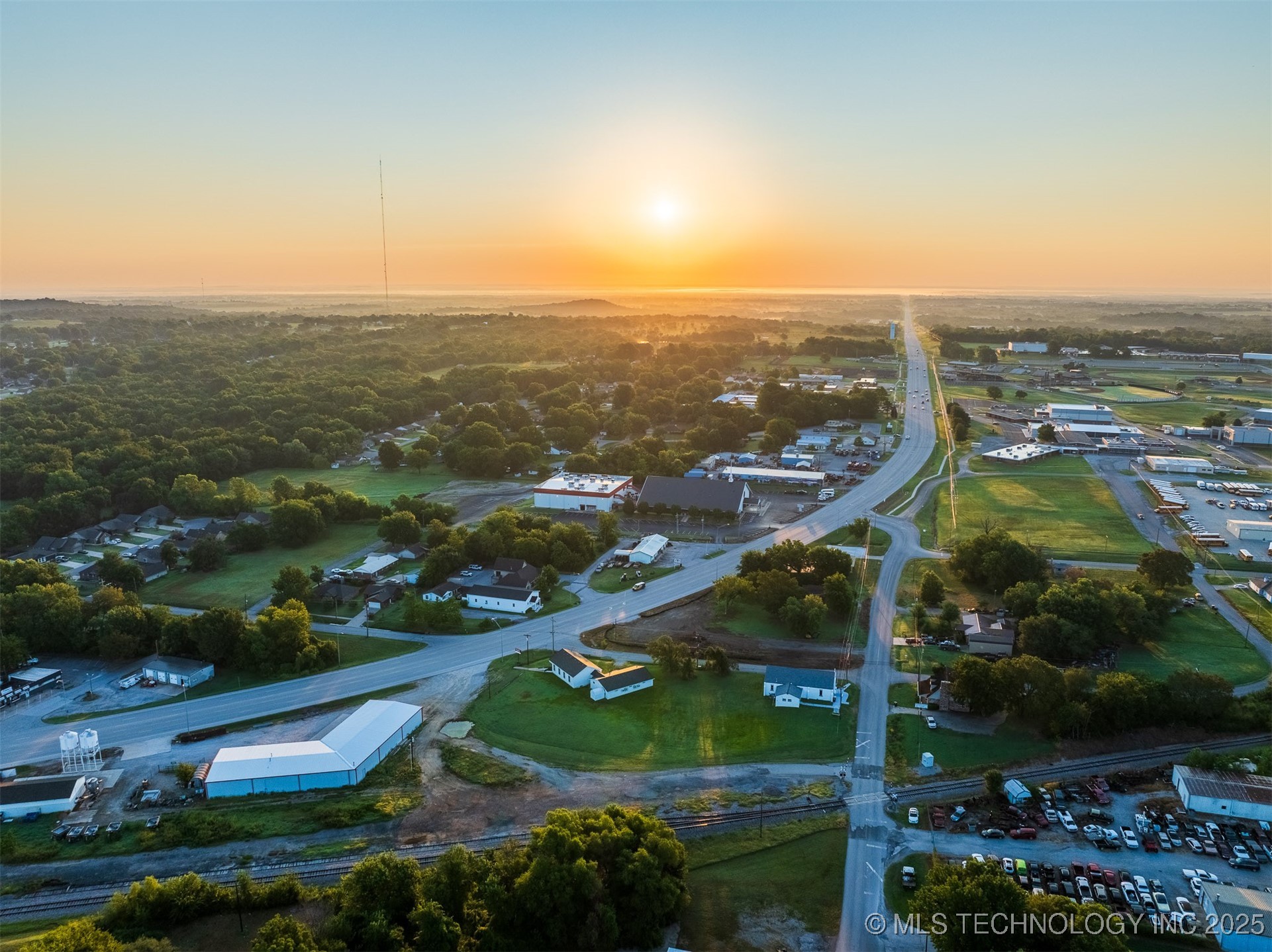 5 Hwy 51 Property Photo 4