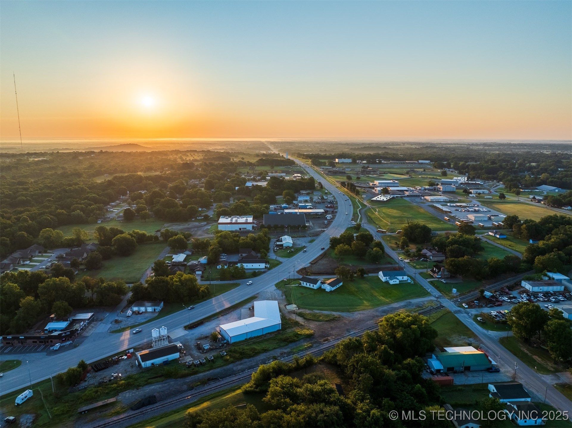 5 Hwy 51 Property Photo 6