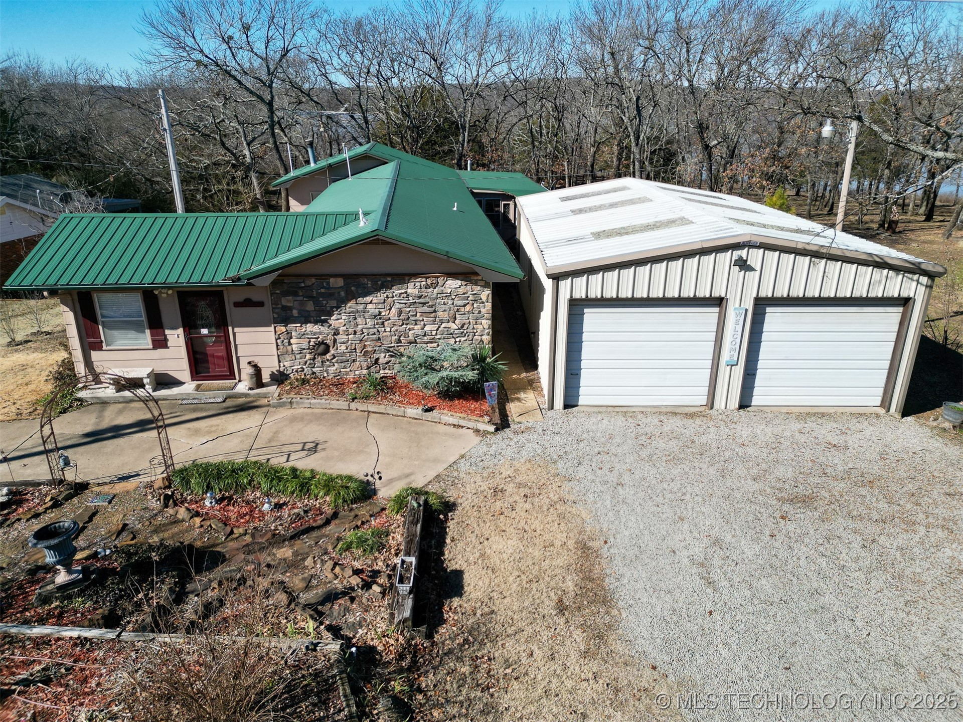 374 Cedar Tree Drive Property Photo 11