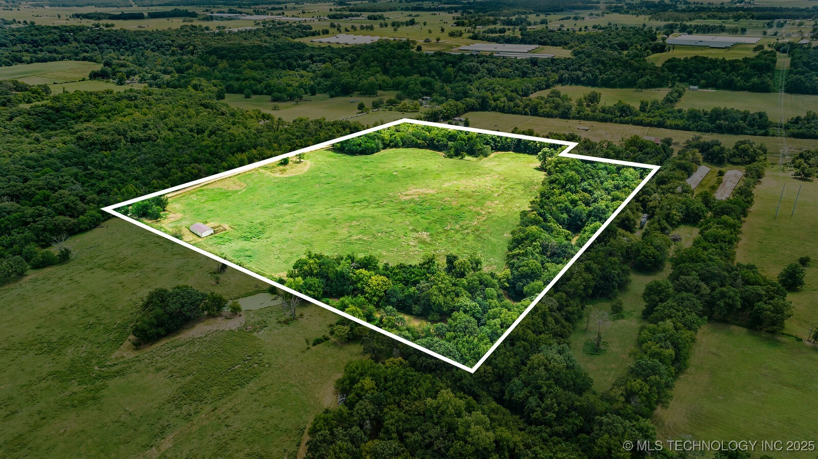 19800 Dawn Hill East Road Property Photo 3