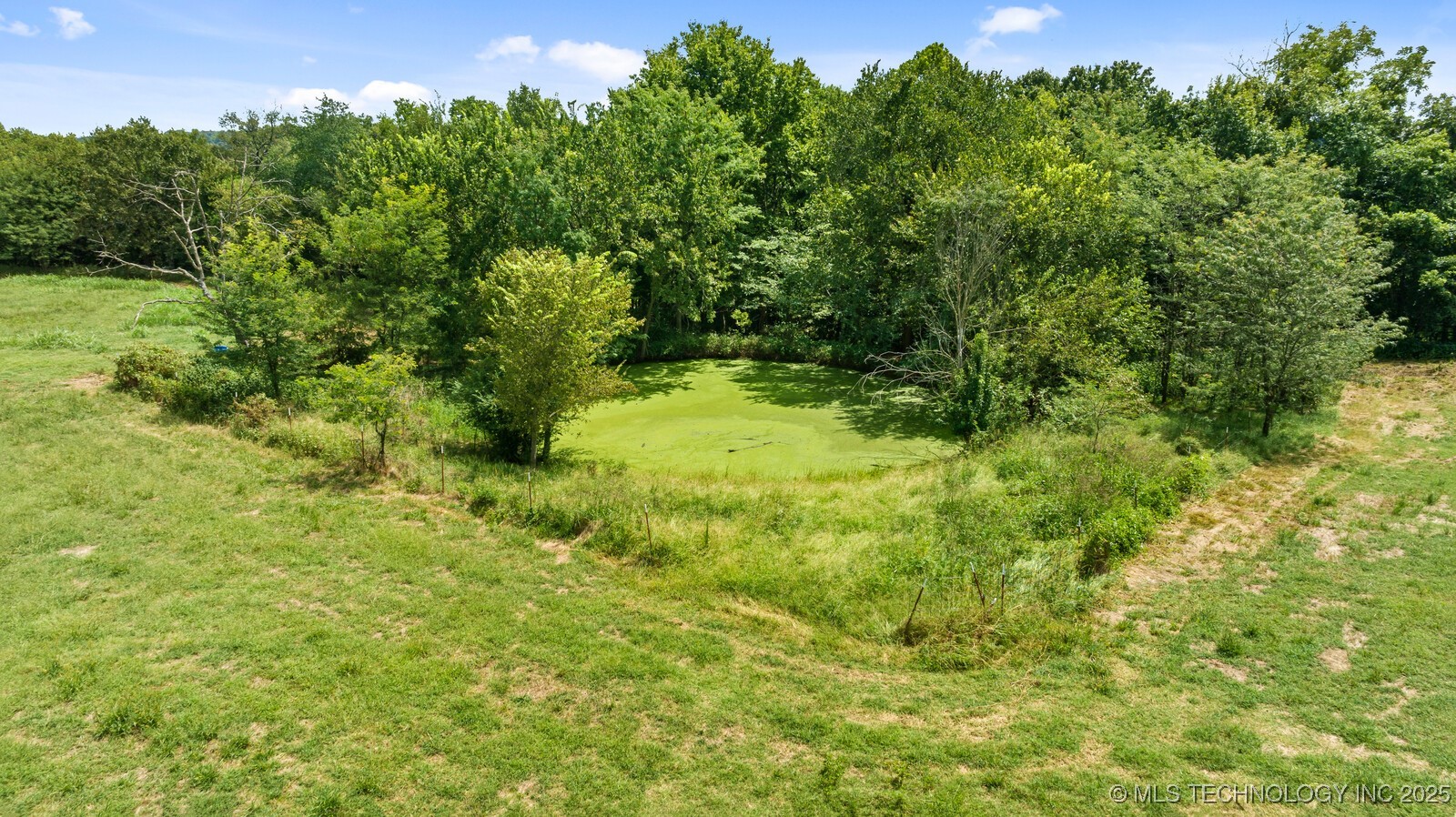19800 Dawn Hill East Road Property Photo 9