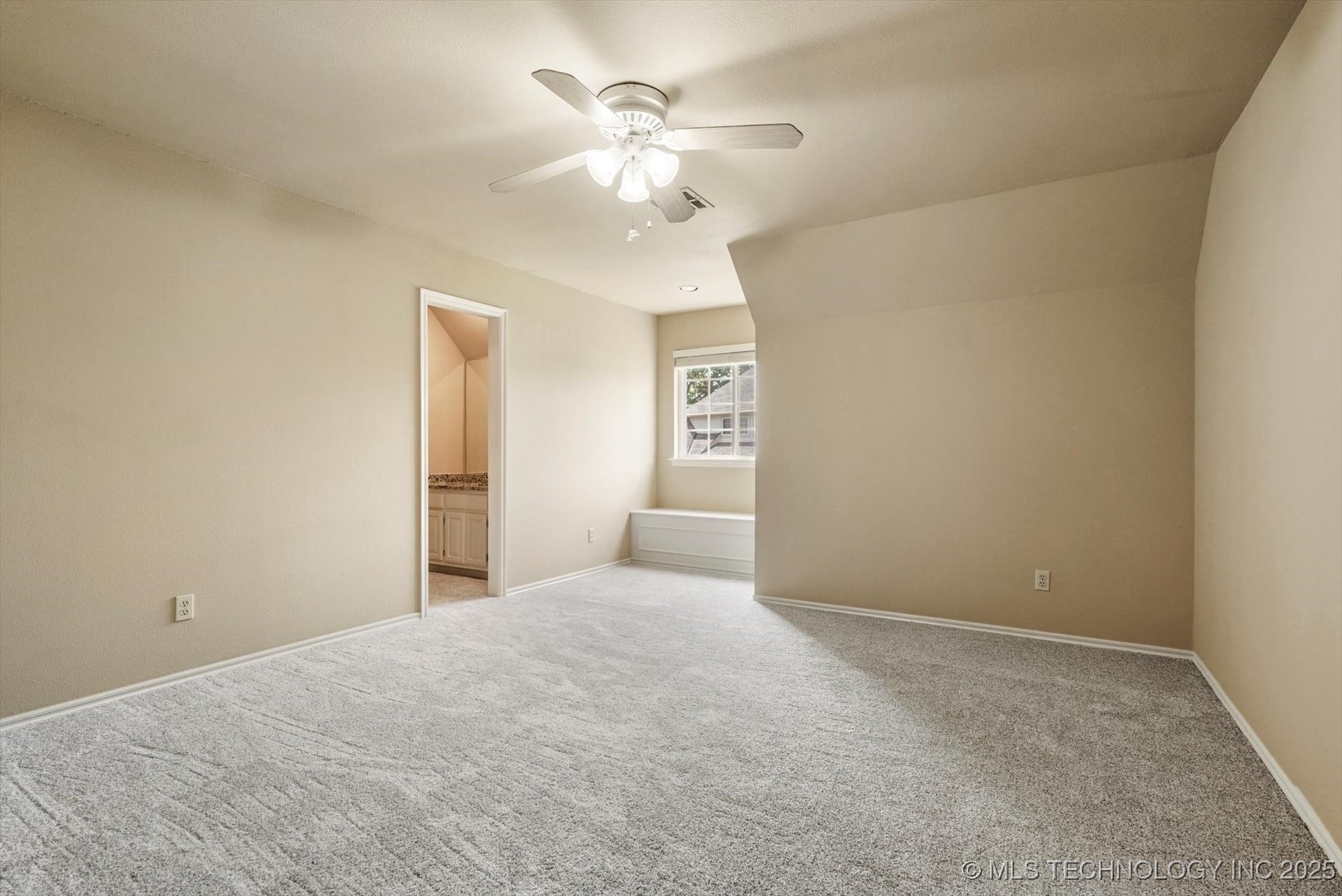 3816 S Yellow Pine Avenue Property Photo 26