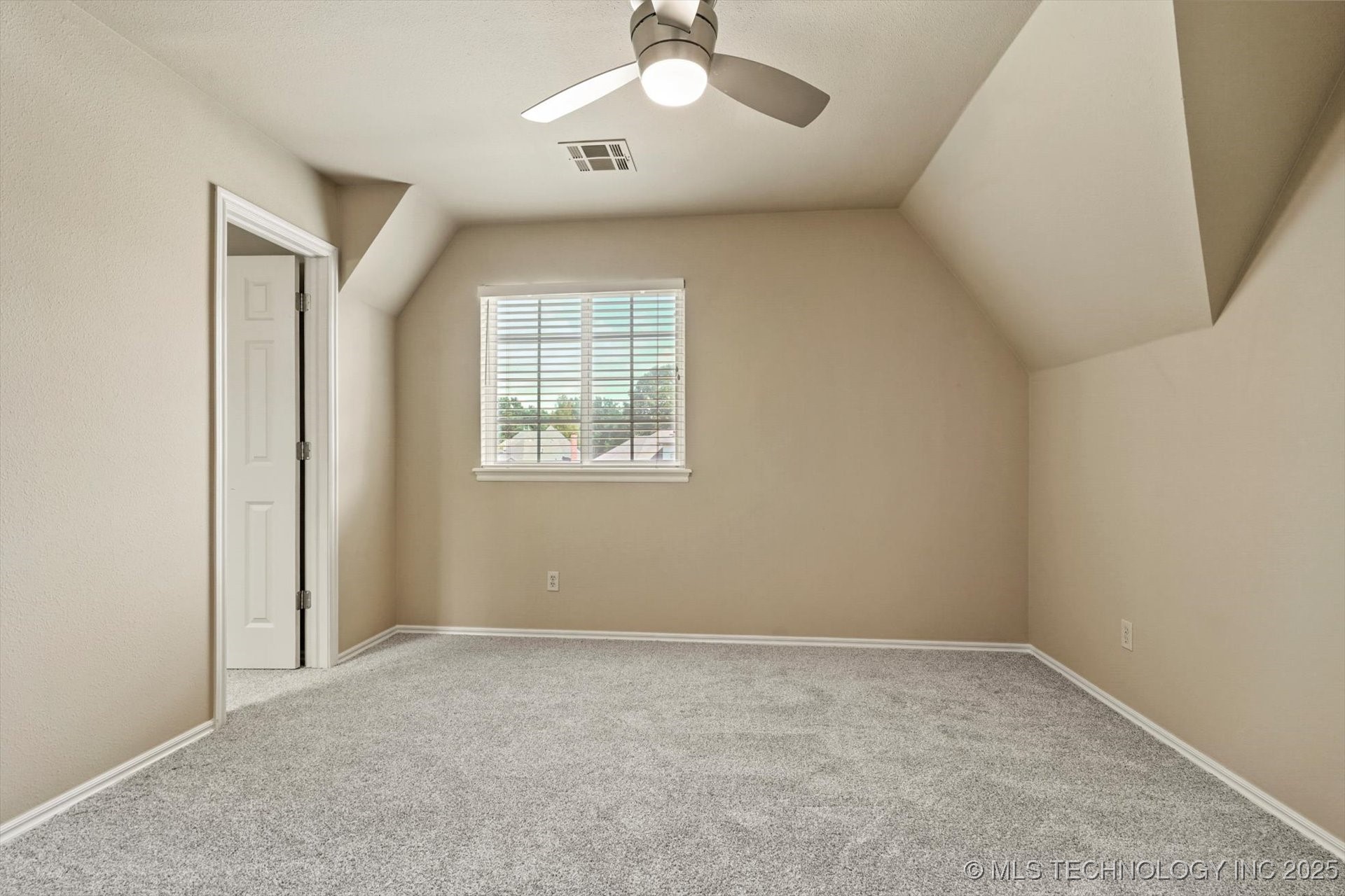 3816 S Yellow Pine Avenue Property Photo 28