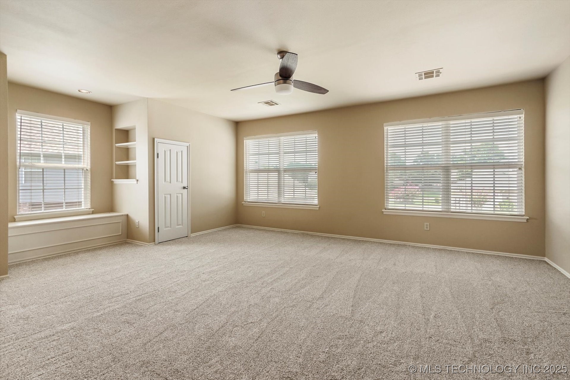 3816 S Yellow Pine Avenue Property Photo 30