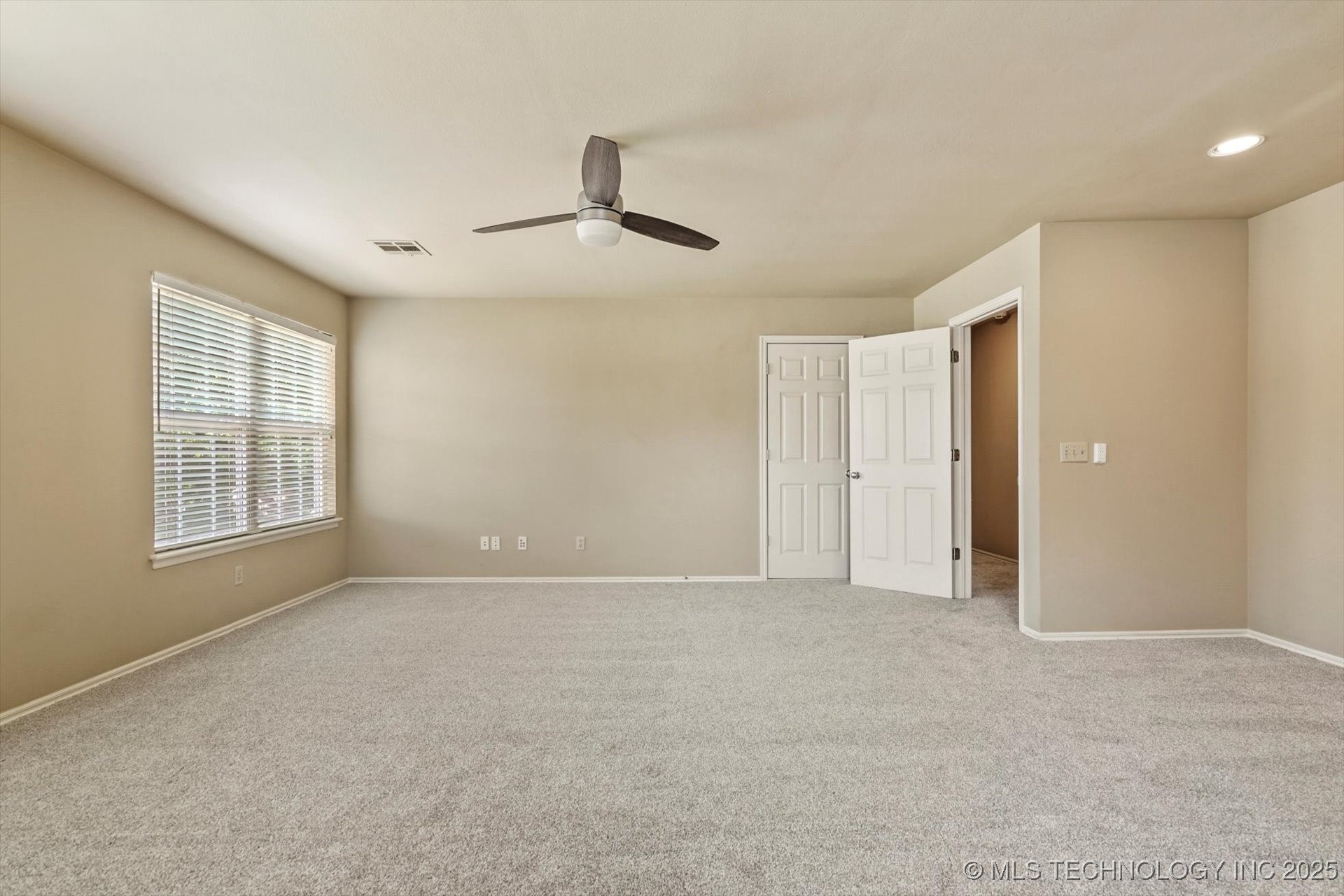 3816 S Yellow Pine Avenue Property Photo 32