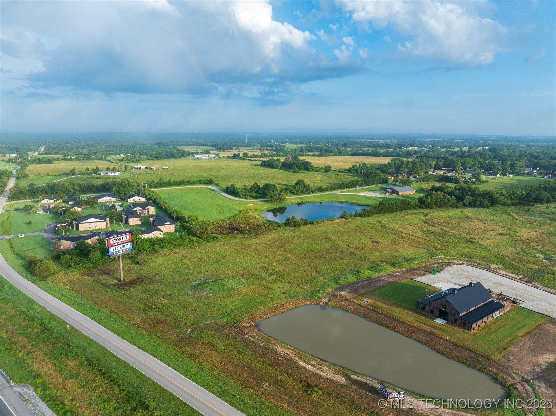 5 E 1100 Road Property Photo 39