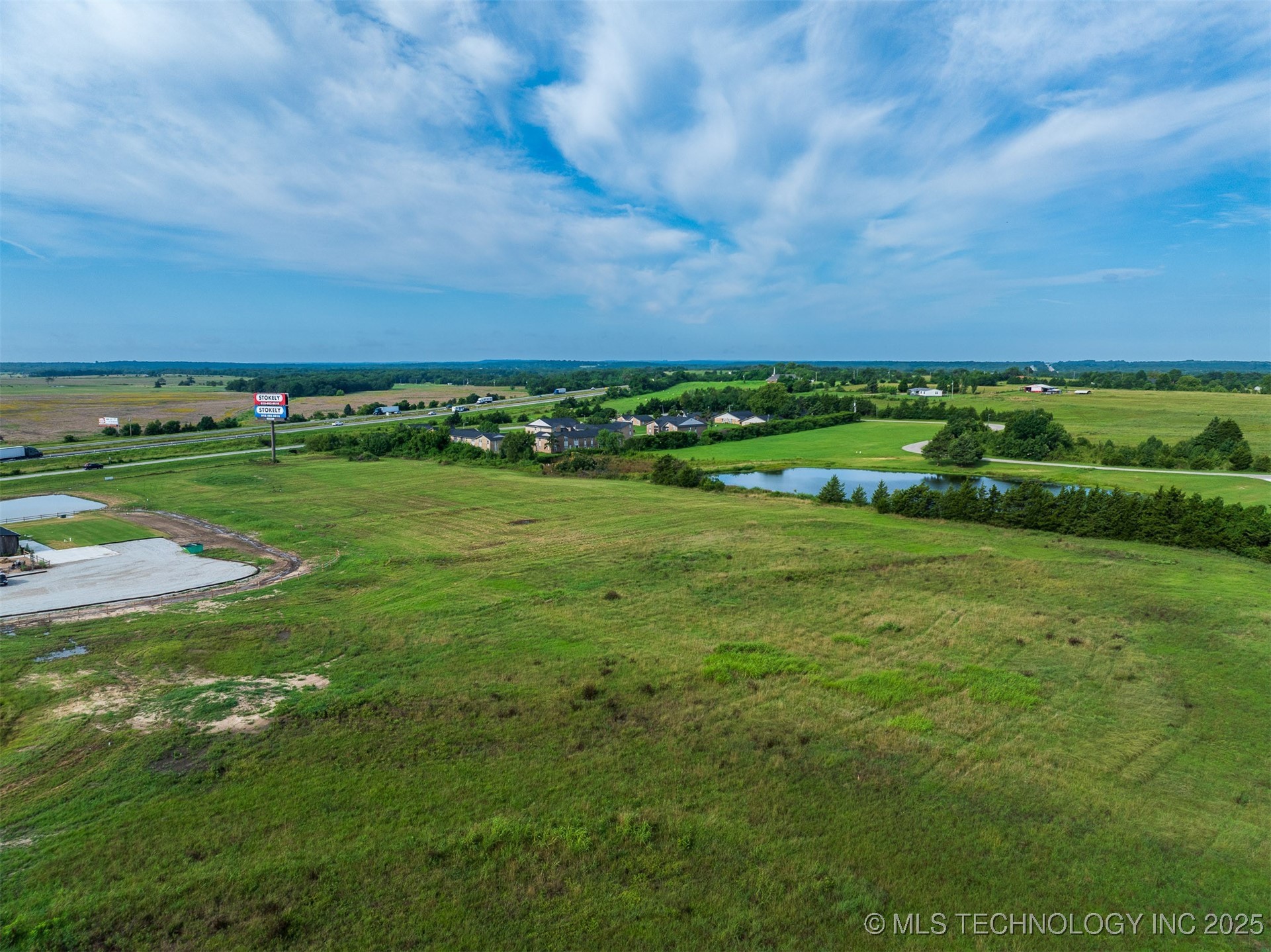 5 E 1100 Road Property Photo 59