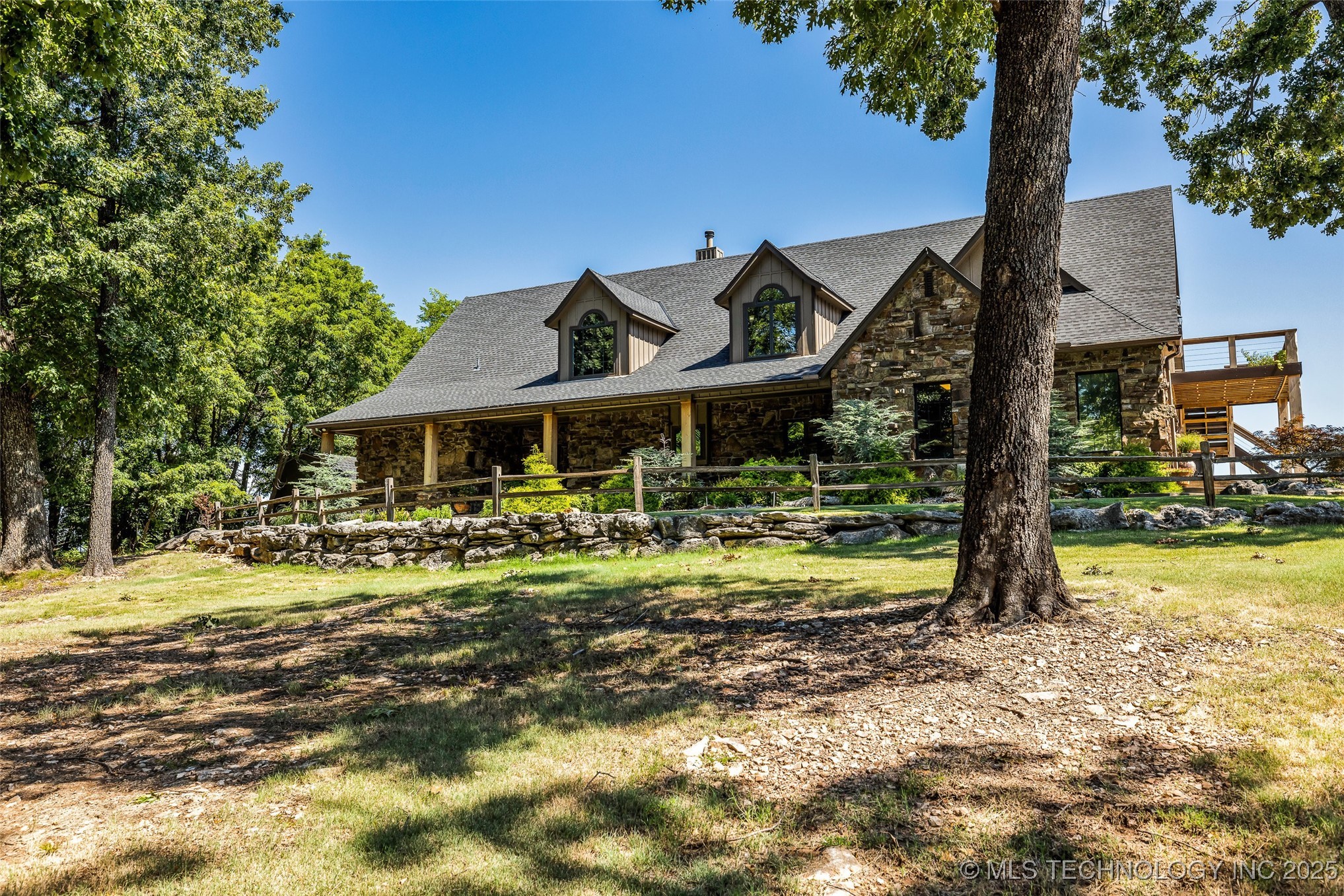 530 Eagles Nest Drive Property Photo 1