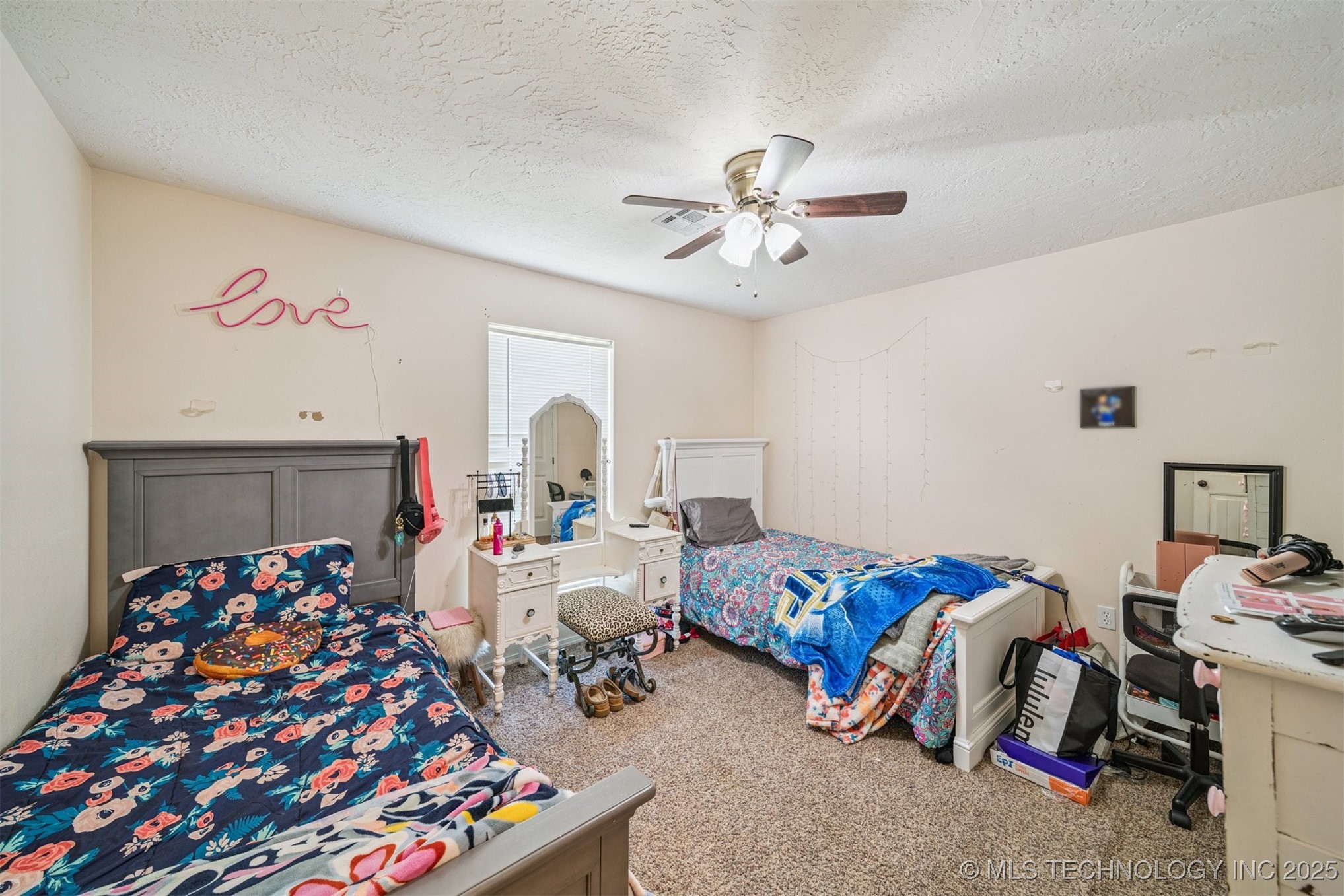 581 E 498 Circle Property Photo 20