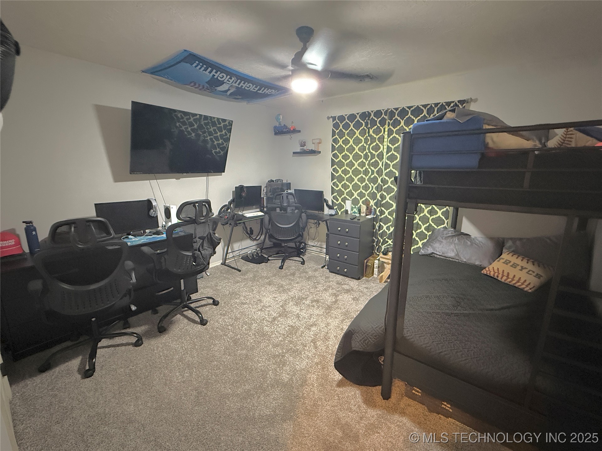 581 E 498 Circle Property Photo 23