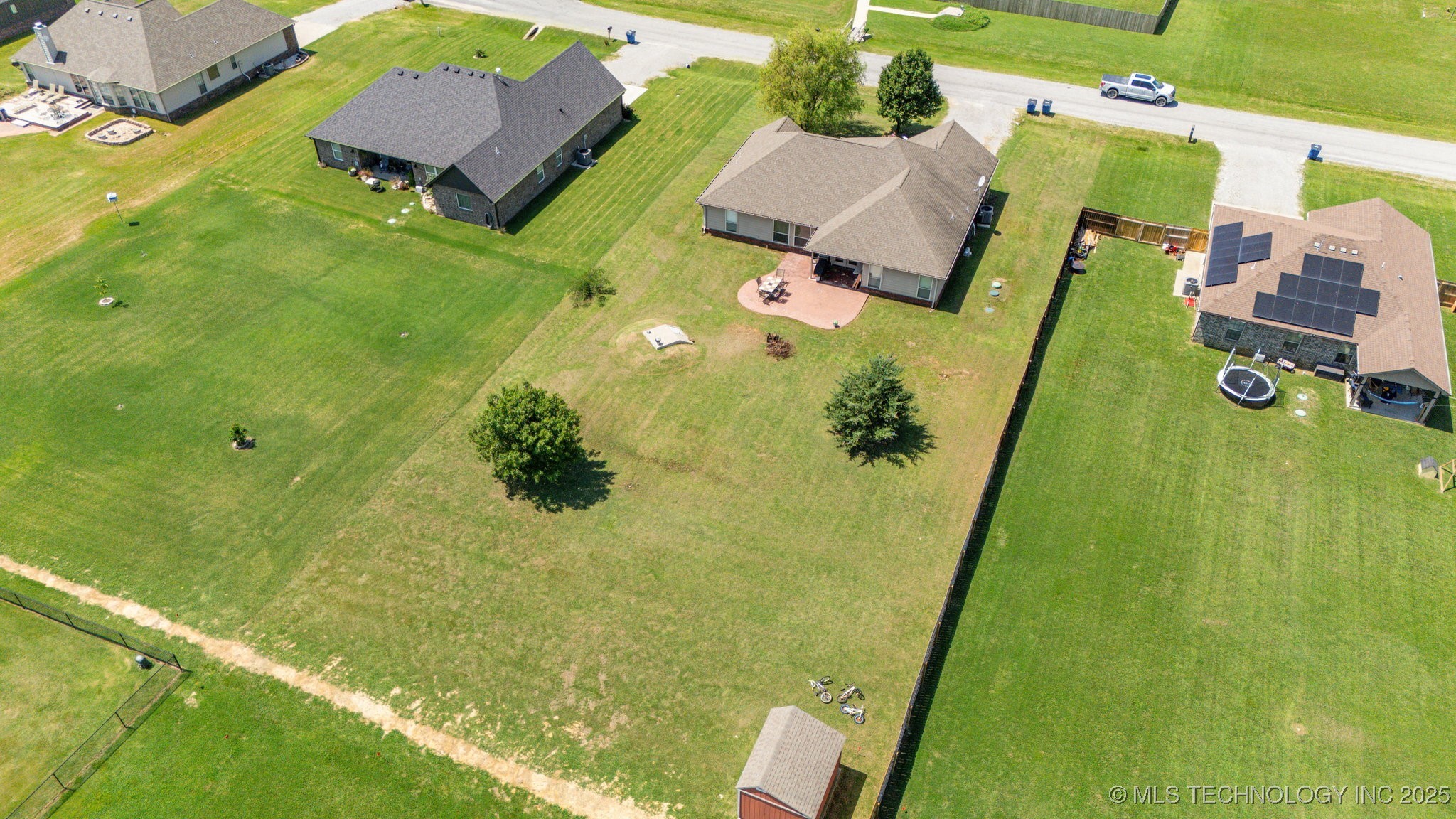 581 E 498 Circle Property Photo 29